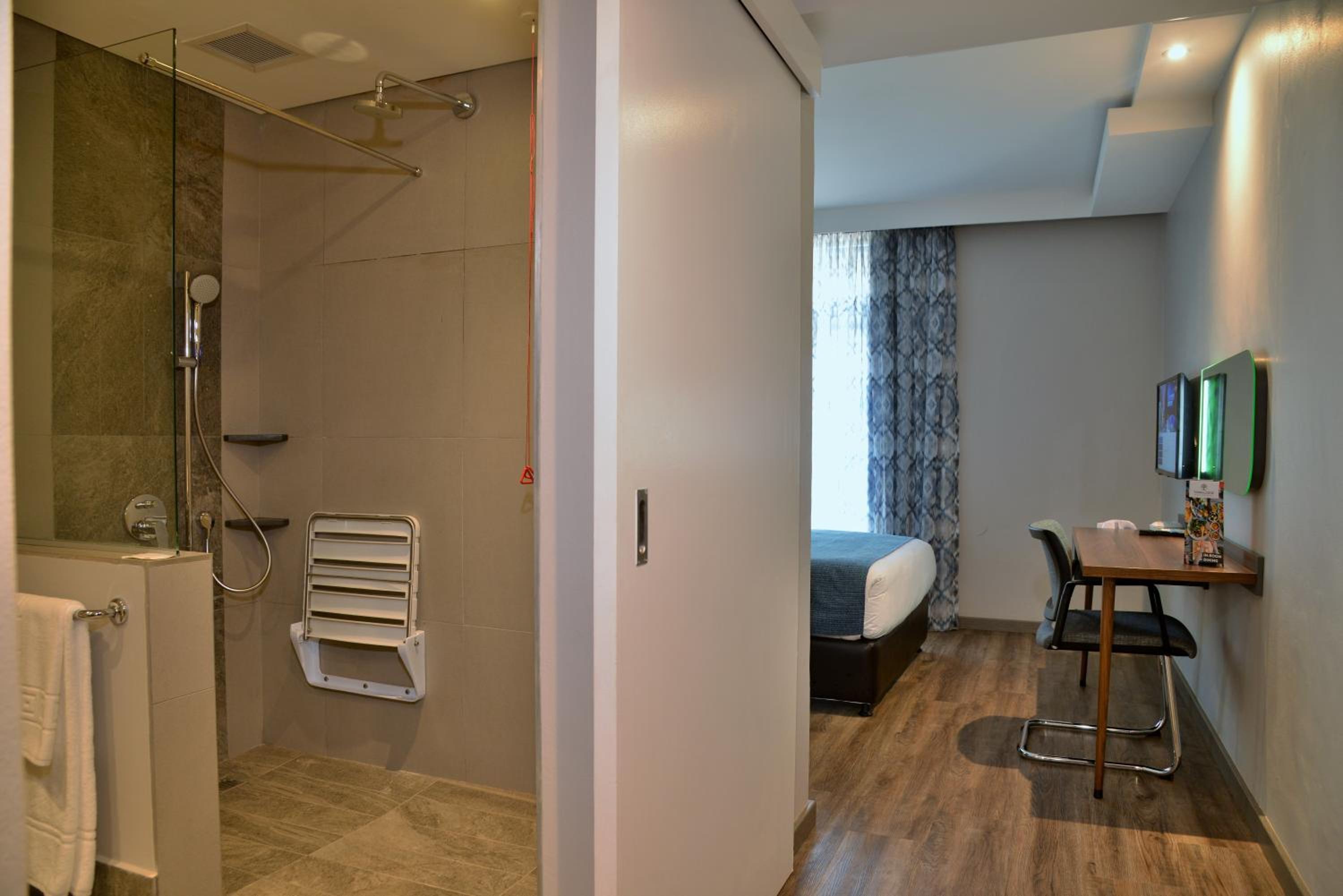 Double Room - Disability Access - Photo 2