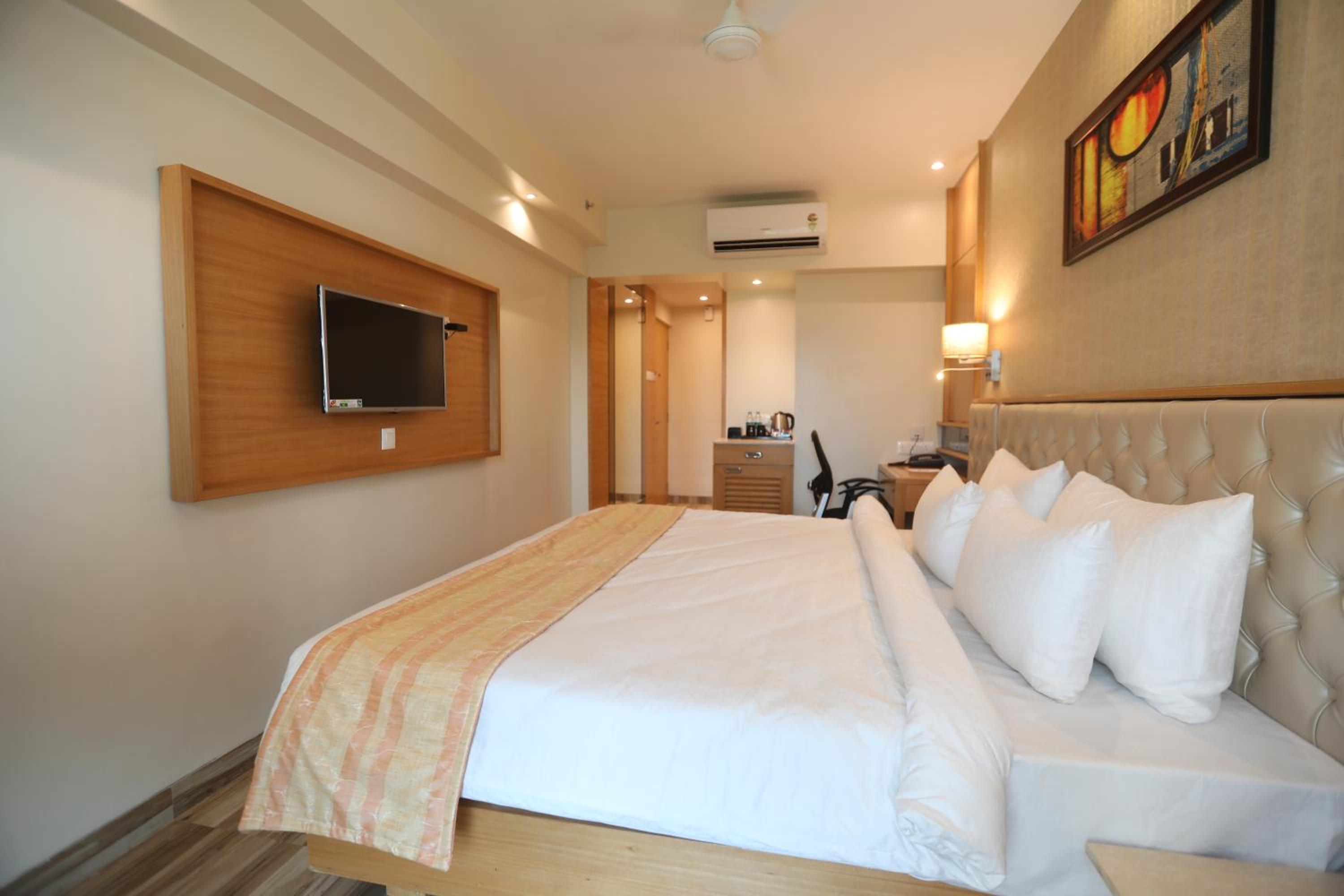  Executive King Room - Photo 5