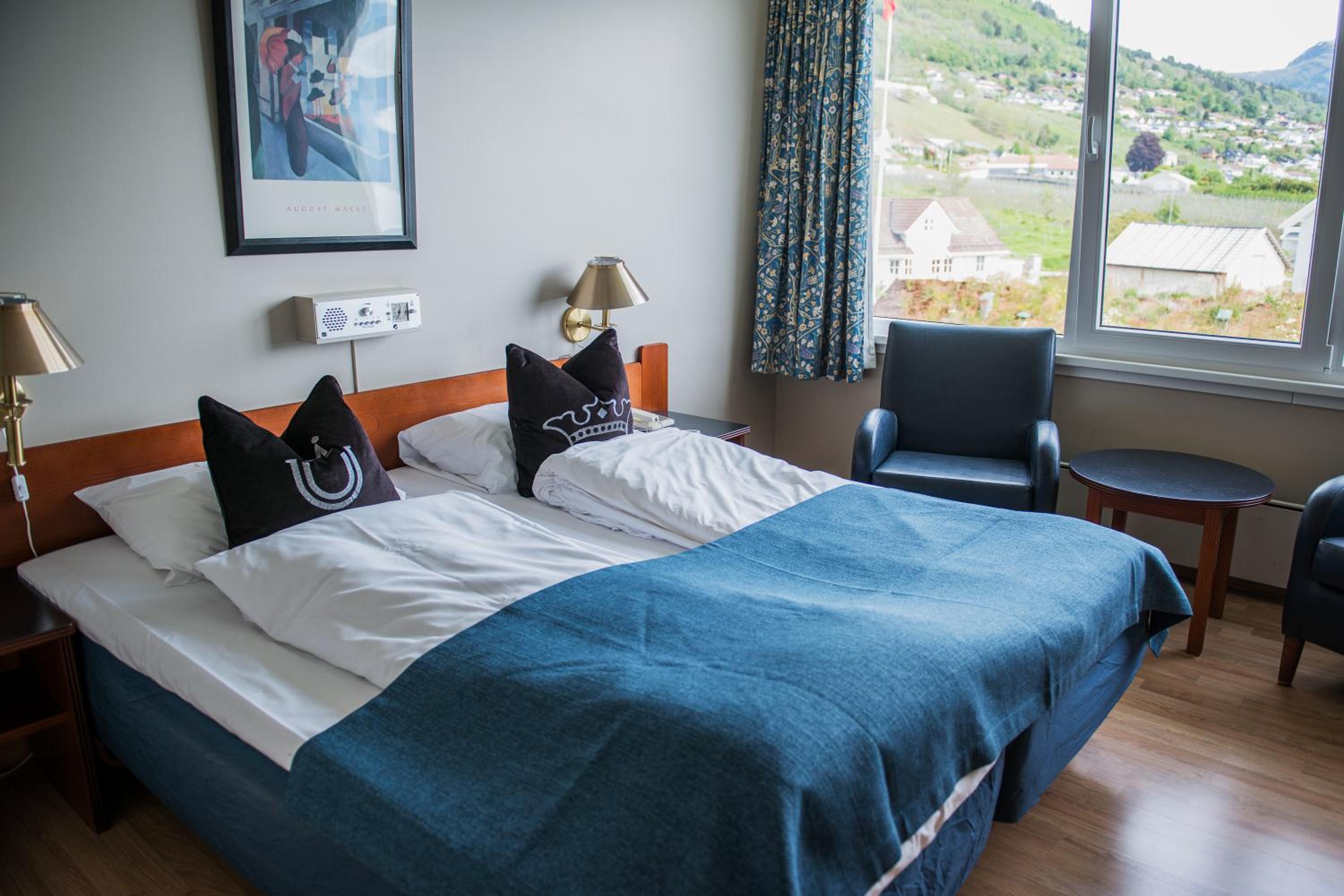 Double or Twin Room - Photo 4