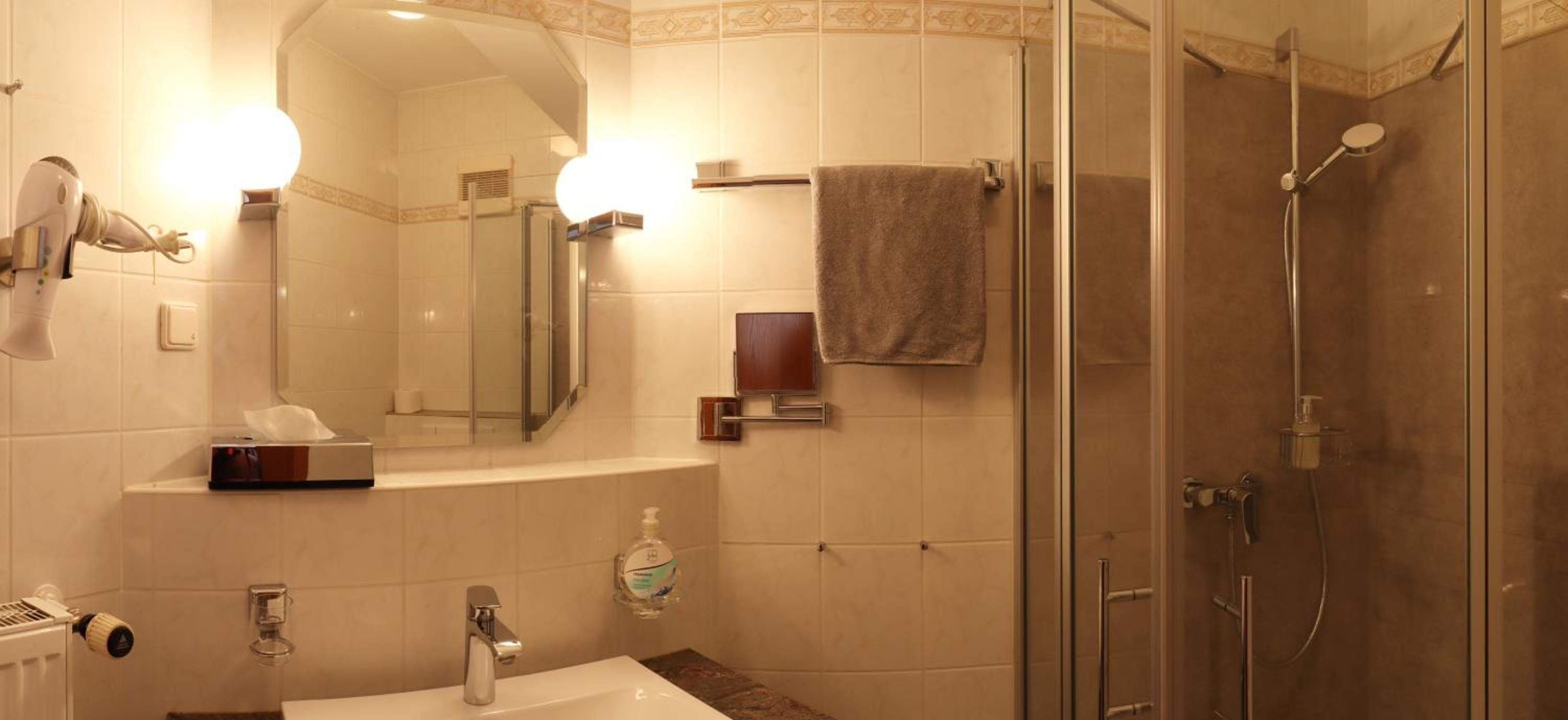 Single Room photo 2