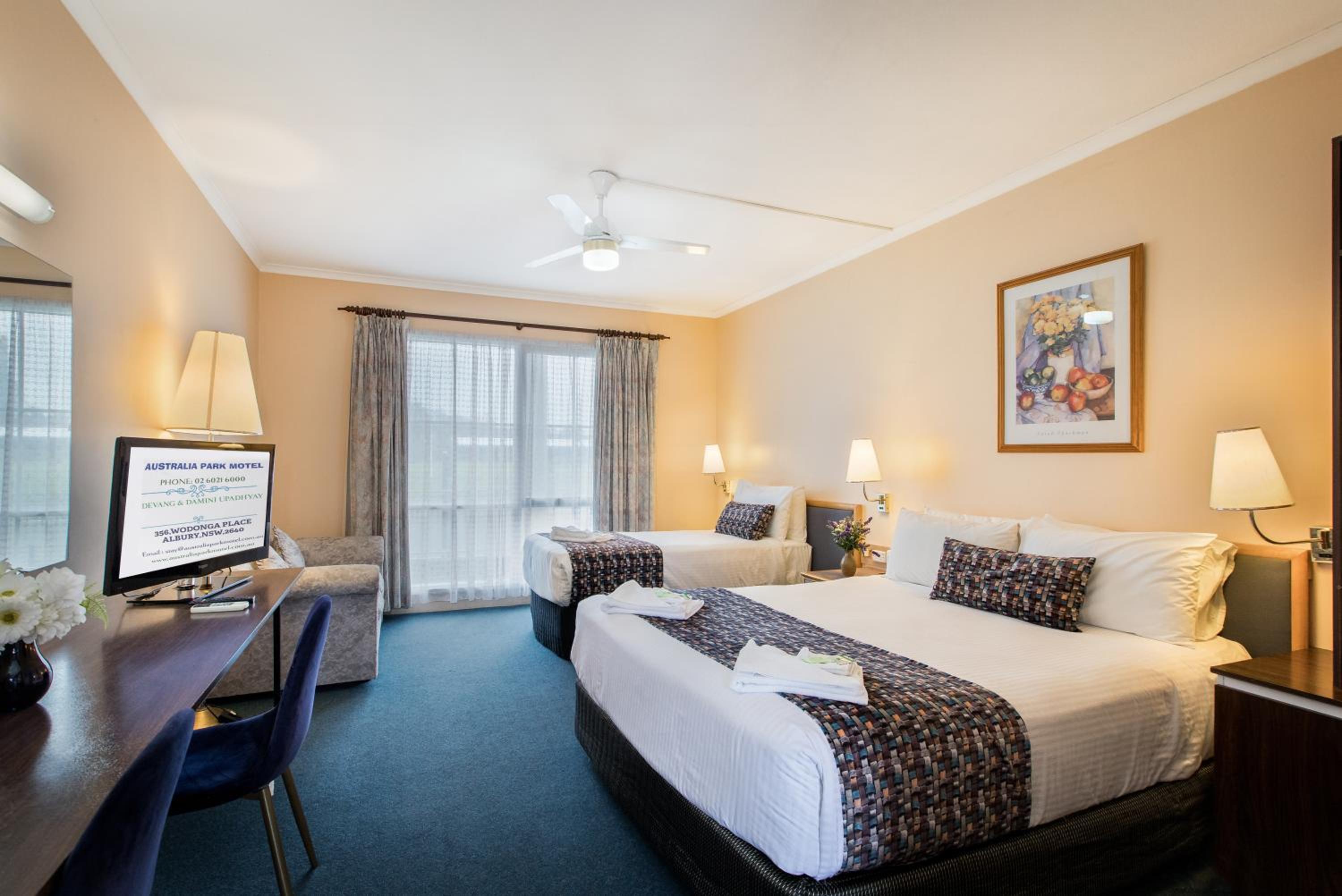 Standard Twin Room photo 2