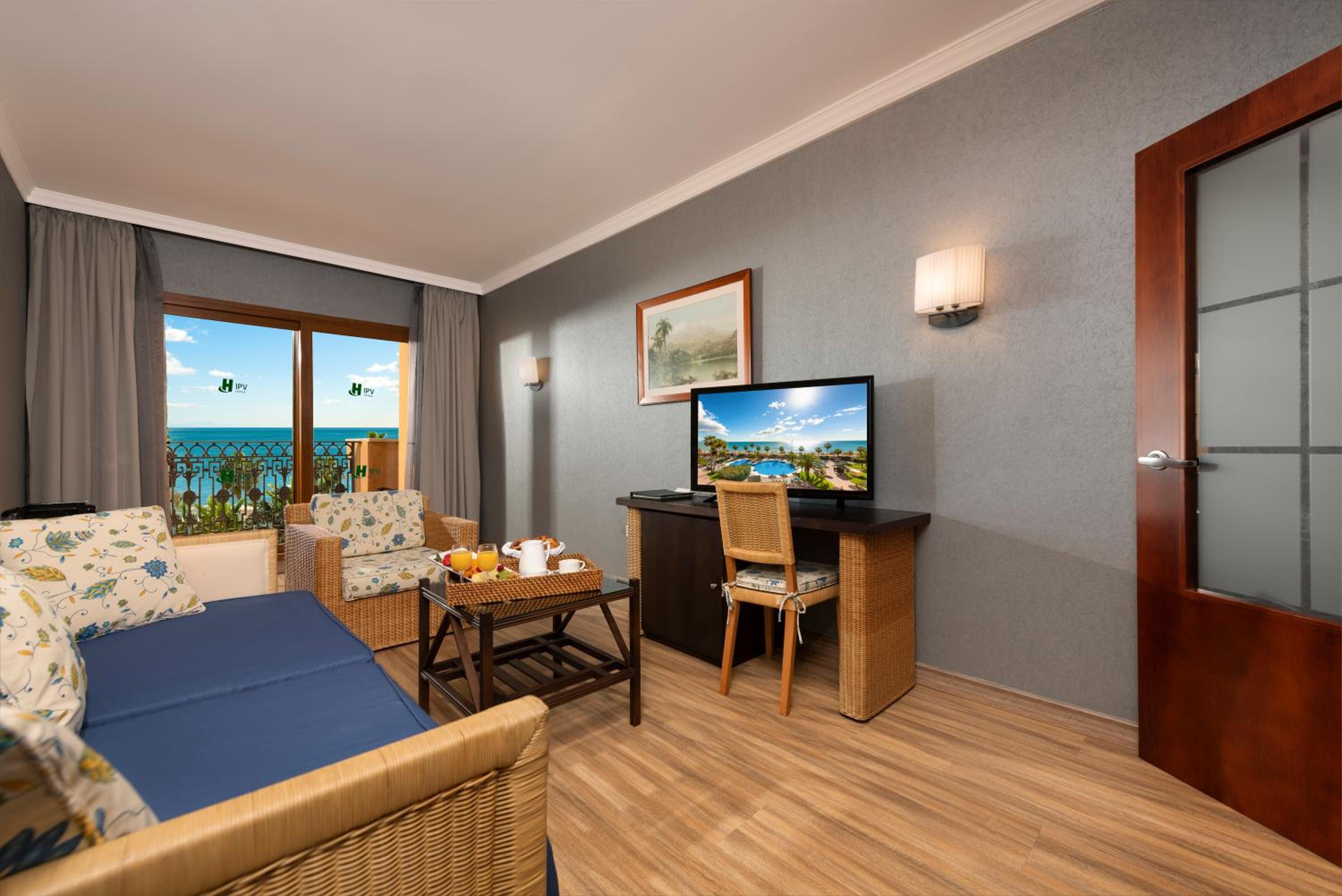 Suite Junior con Terraza y Vista al Mar