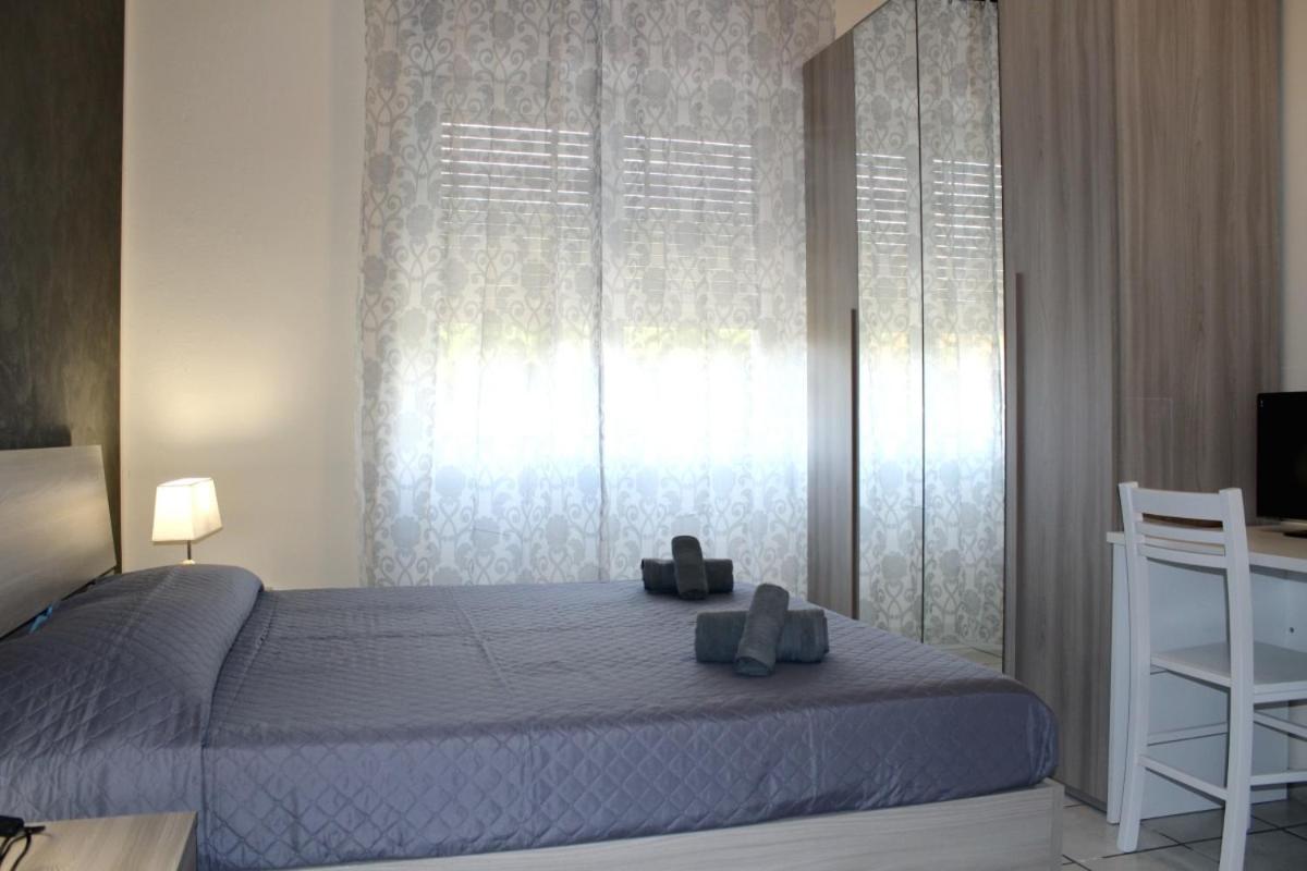 Double Room with Private External Bathroom photo 1