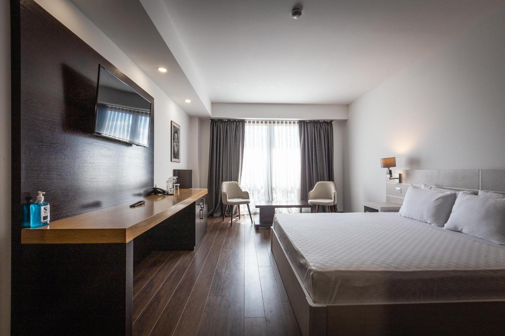 Standard Double Room - Photo 2