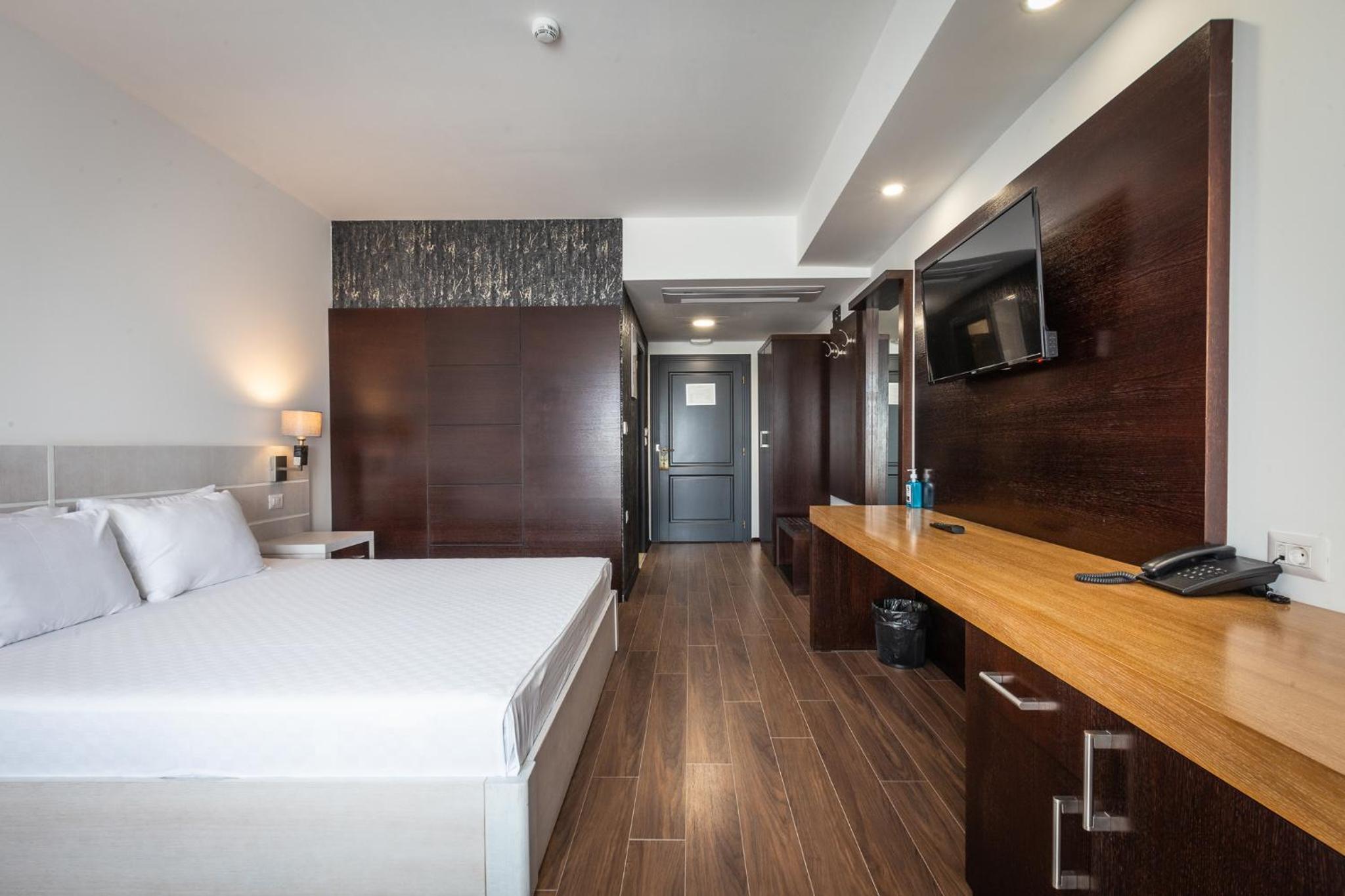 Standard Double Room - Photo 1