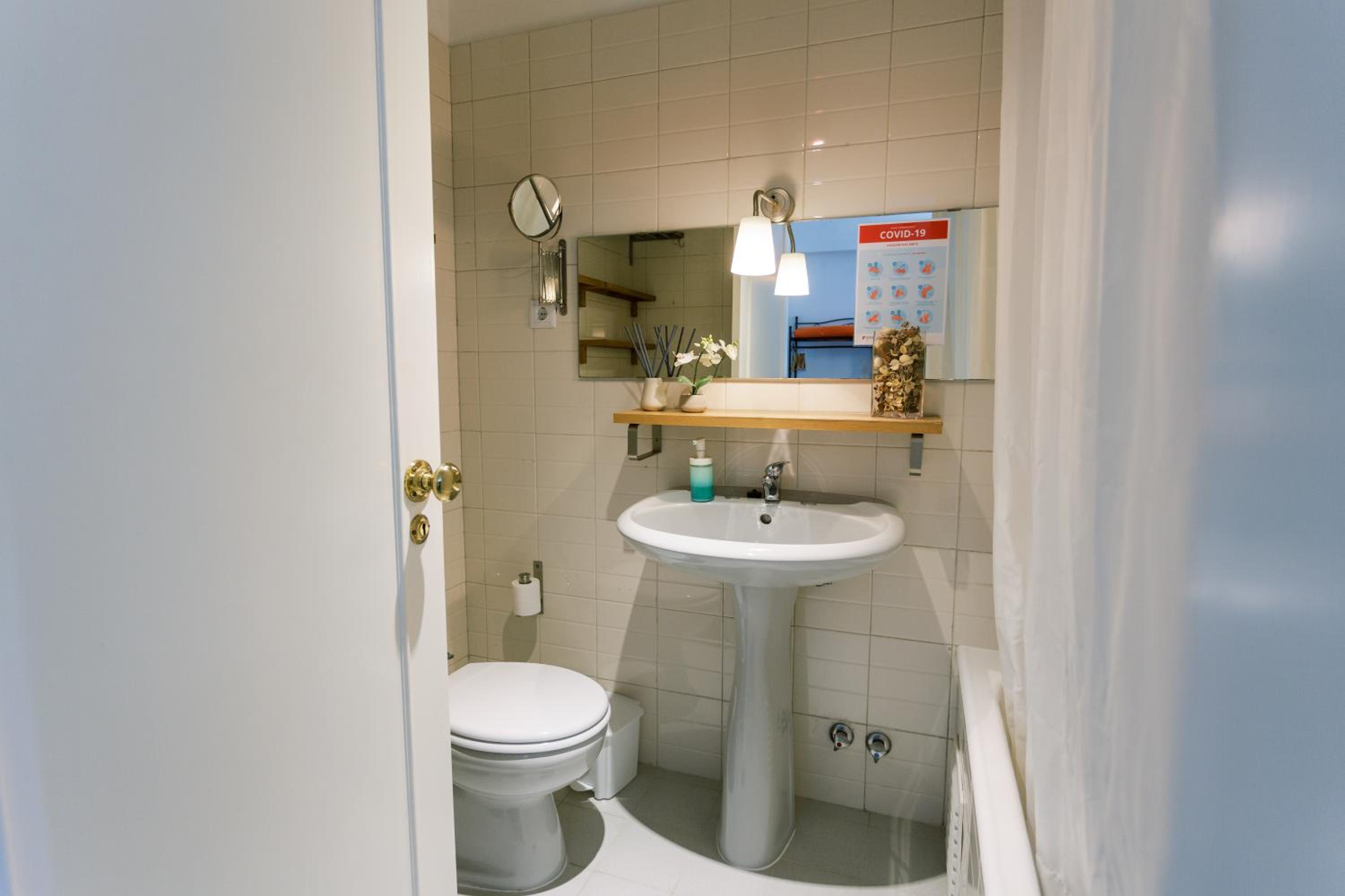 Apartment - Photo 39