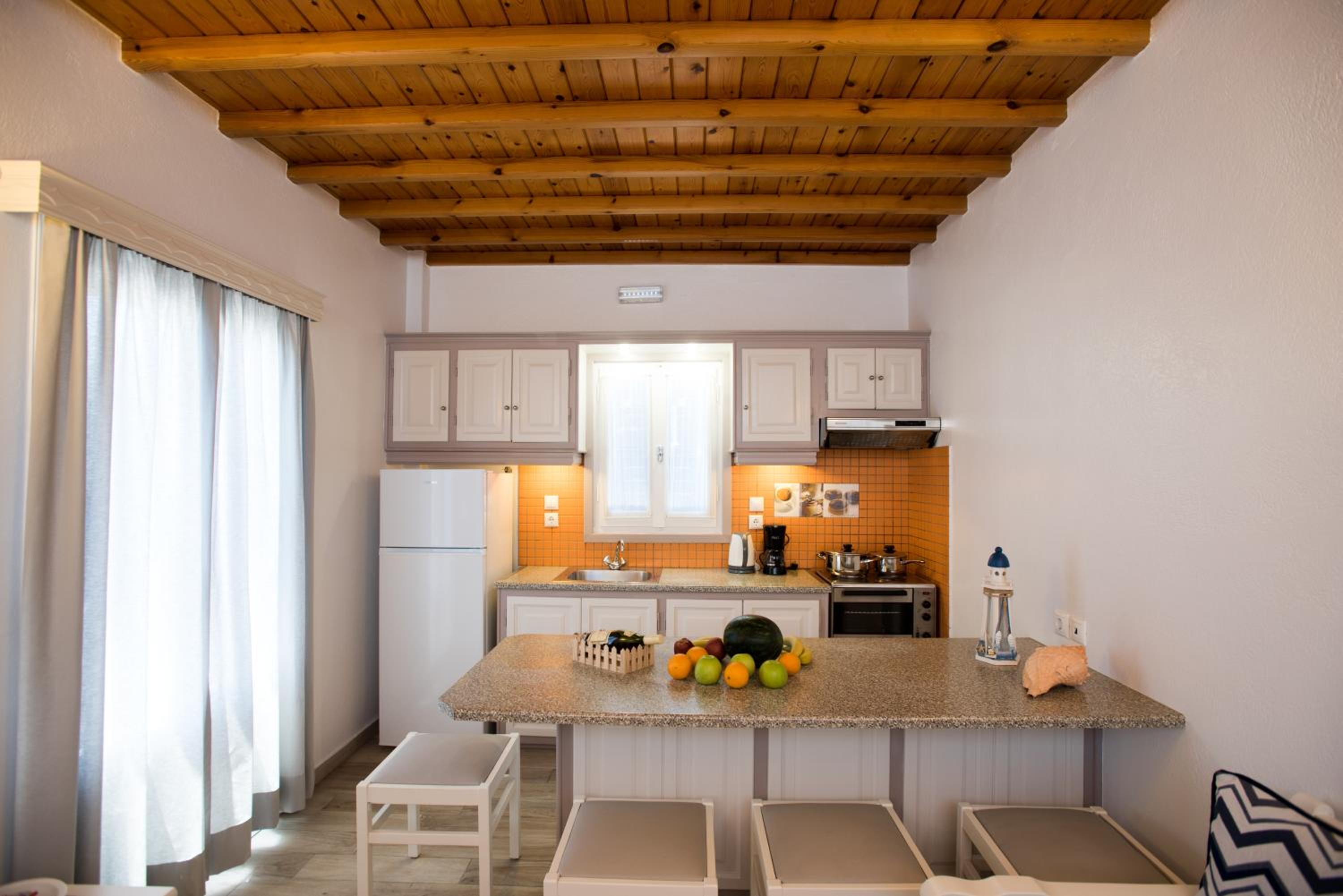 One-Bedroom Apartment - Photo 34