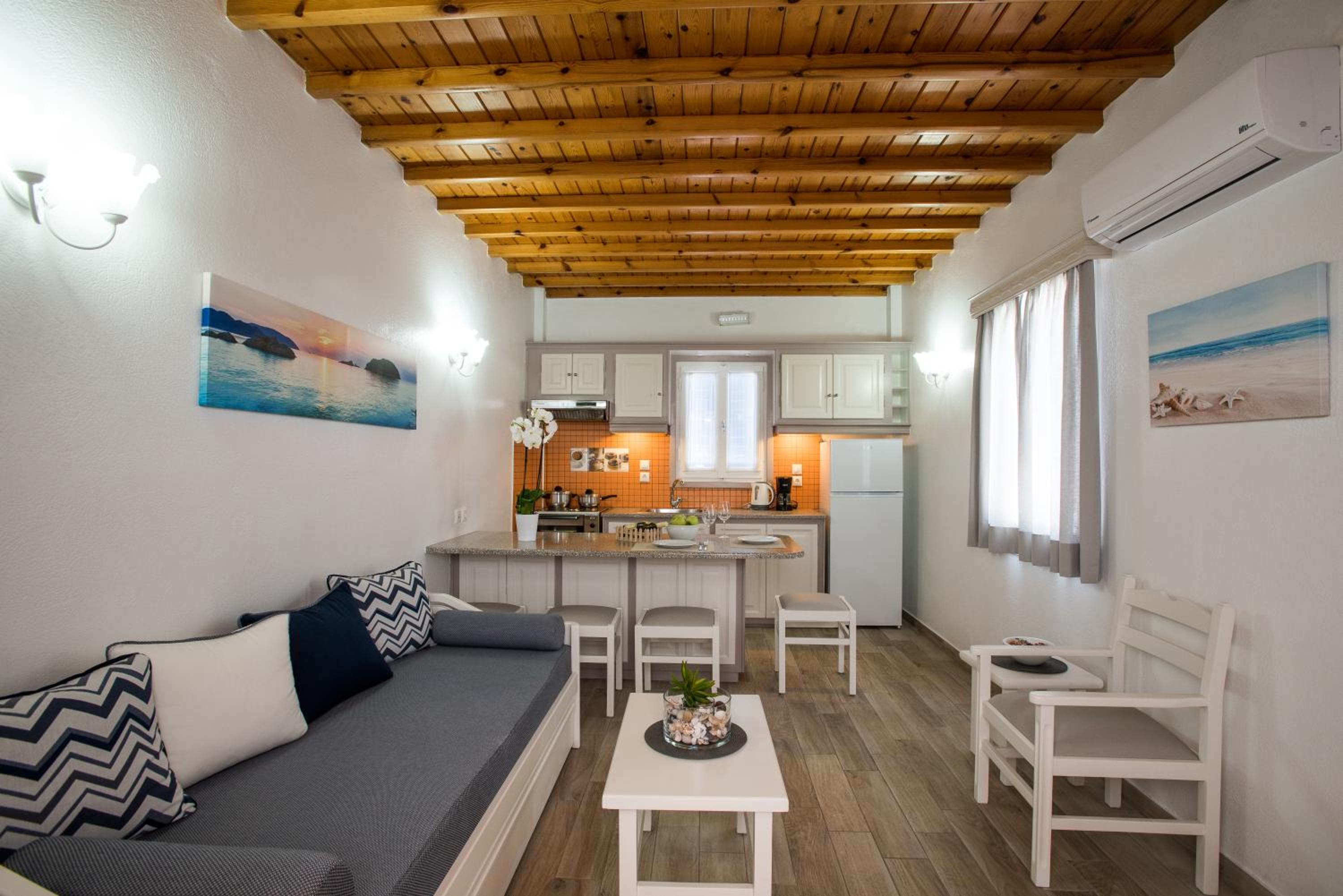 One-Bedroom Apartment - Photo 35