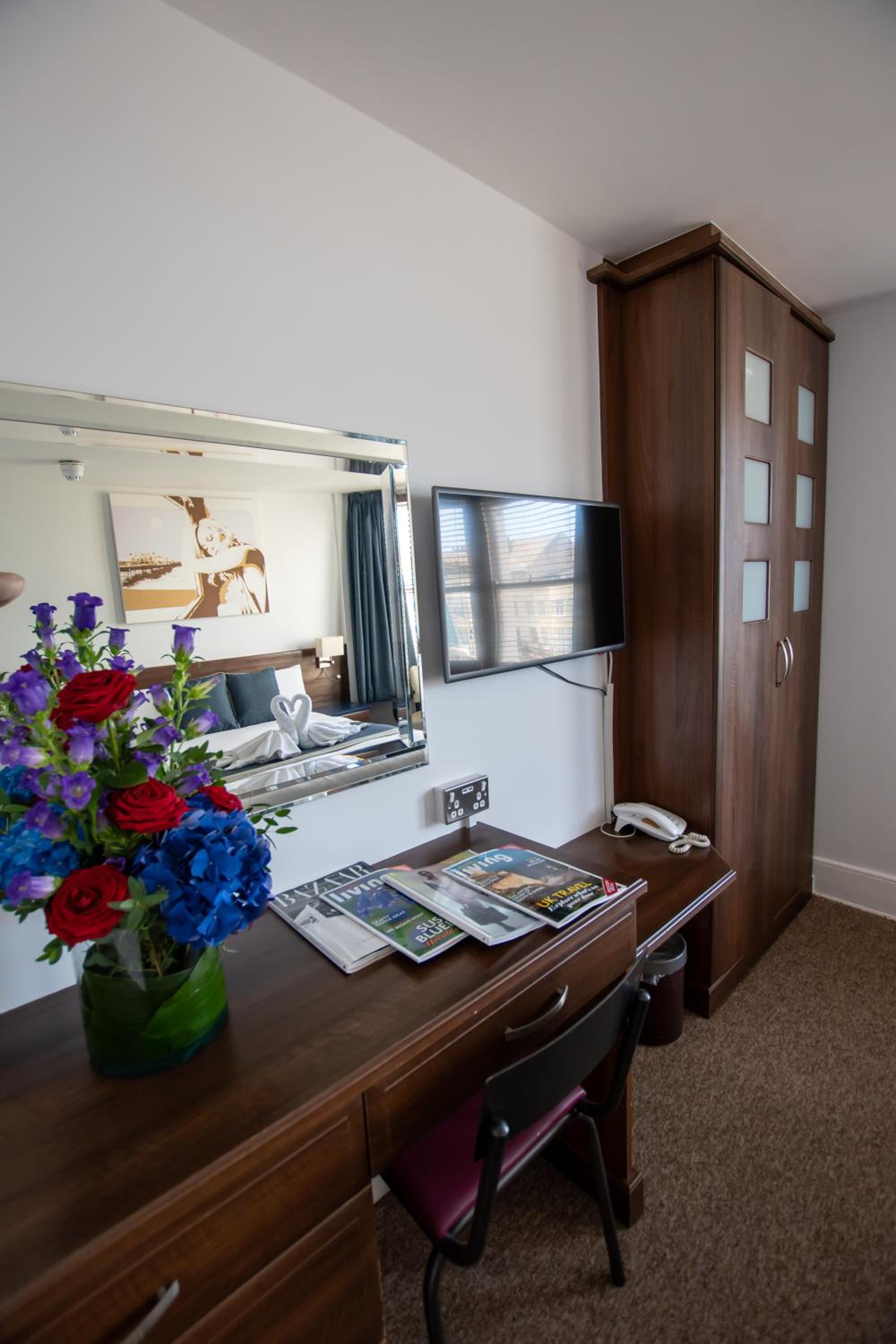 Deluxe Double Room - Photo 7