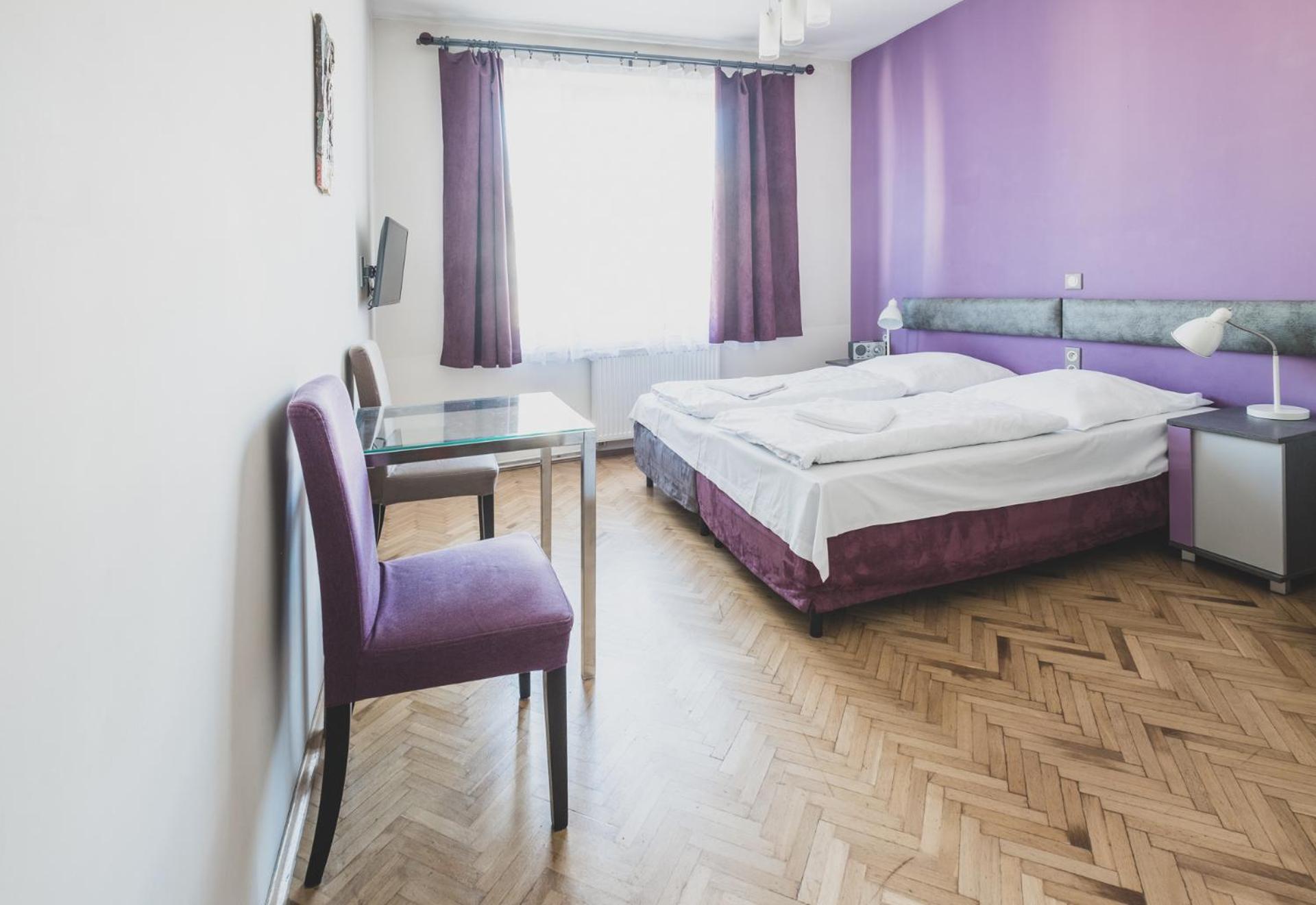 Large Double or Twin Room photo 1