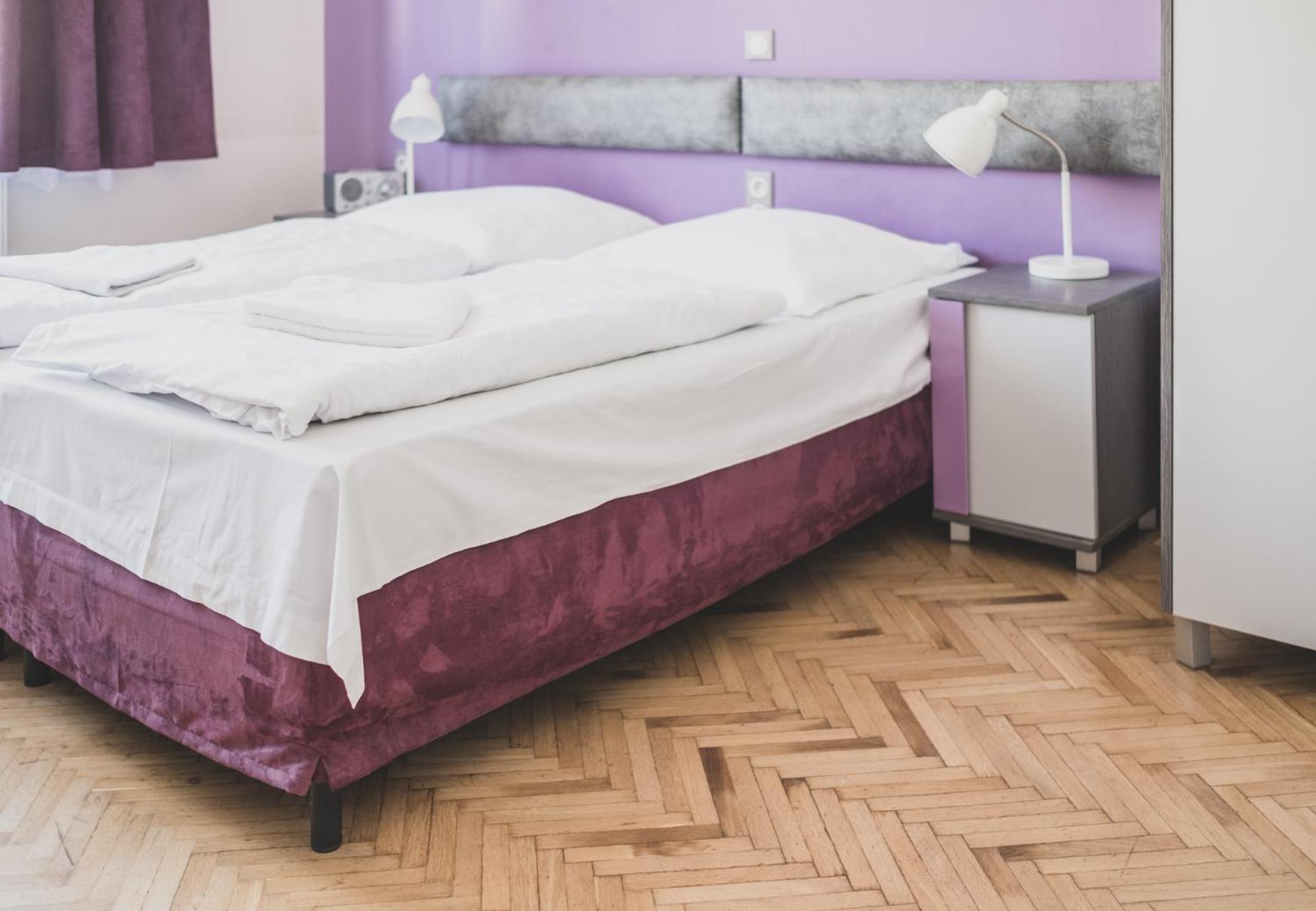 Large Double or Twin Room photo 3