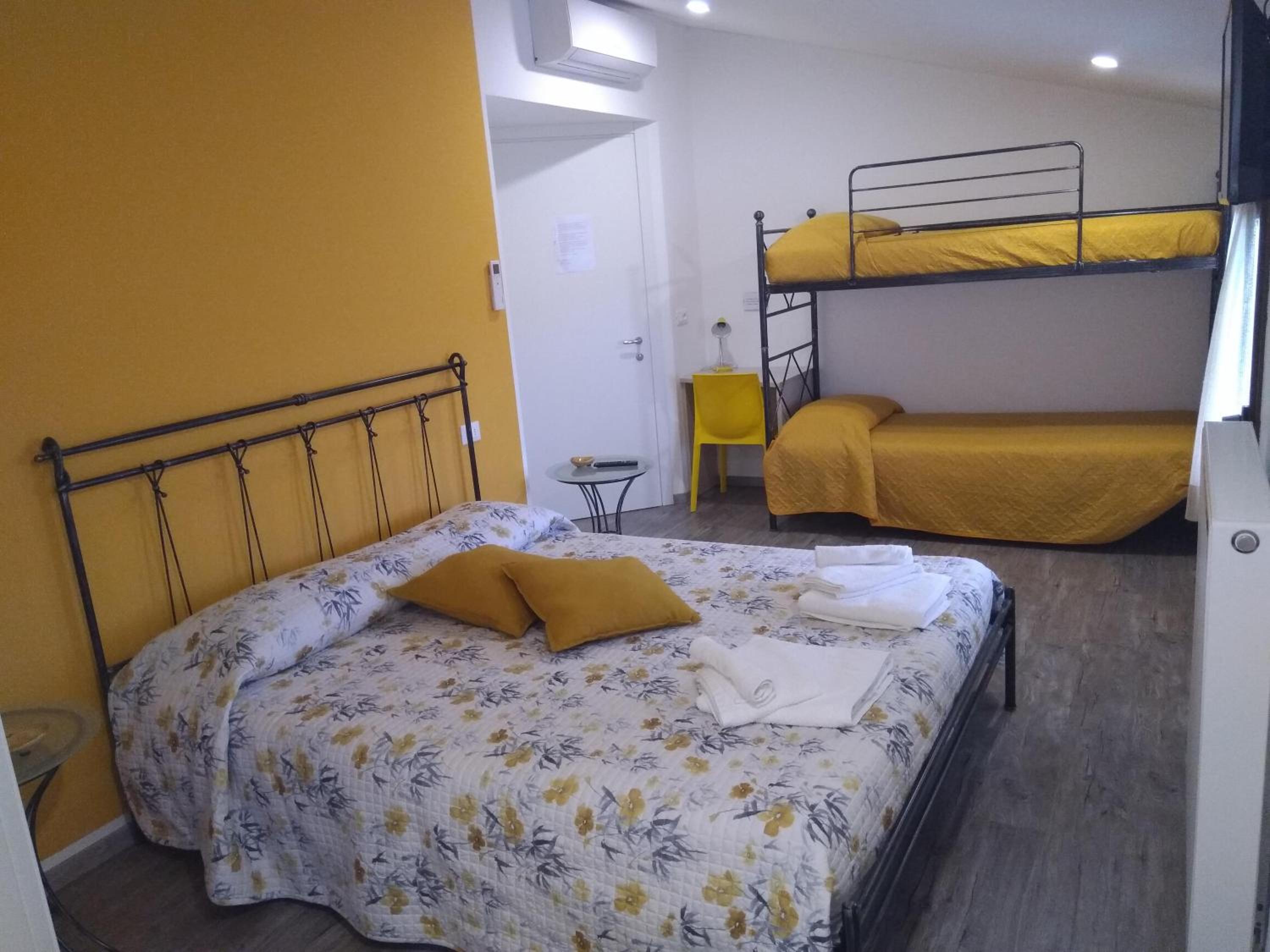 Double or Twin Room photo 1