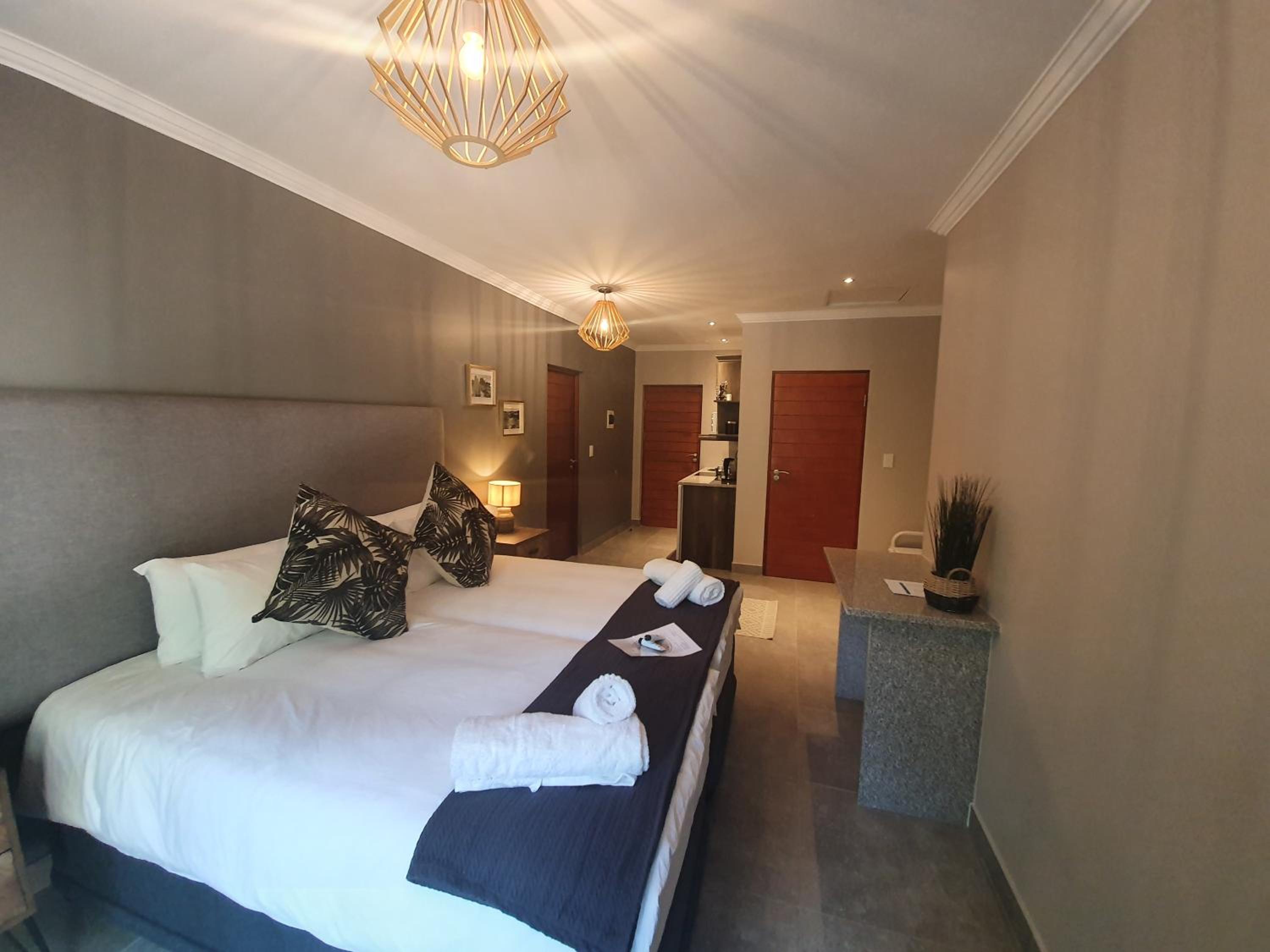 Triple Room with Bathroom photo 1