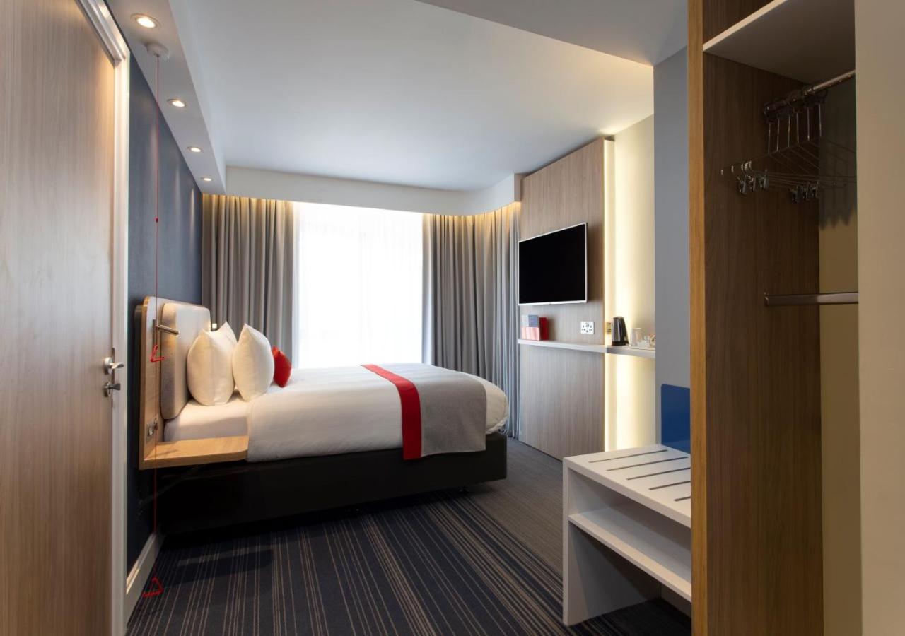 Standard Double Room with Free Hot Breakfast - Accessible - Photo 2