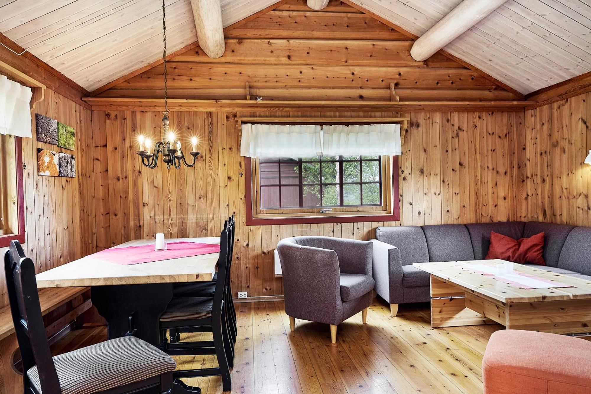 Three-Bedroom House photo 1