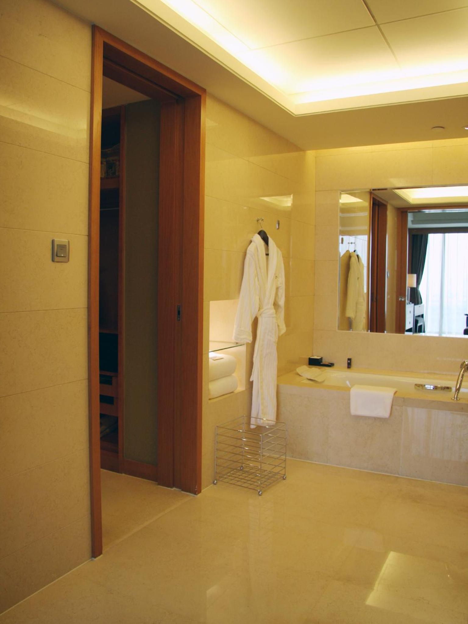 Deluxe Twin Room - Photo 4