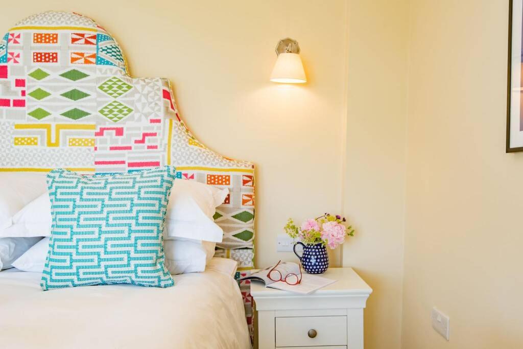 Four-Bedroom House photo 2