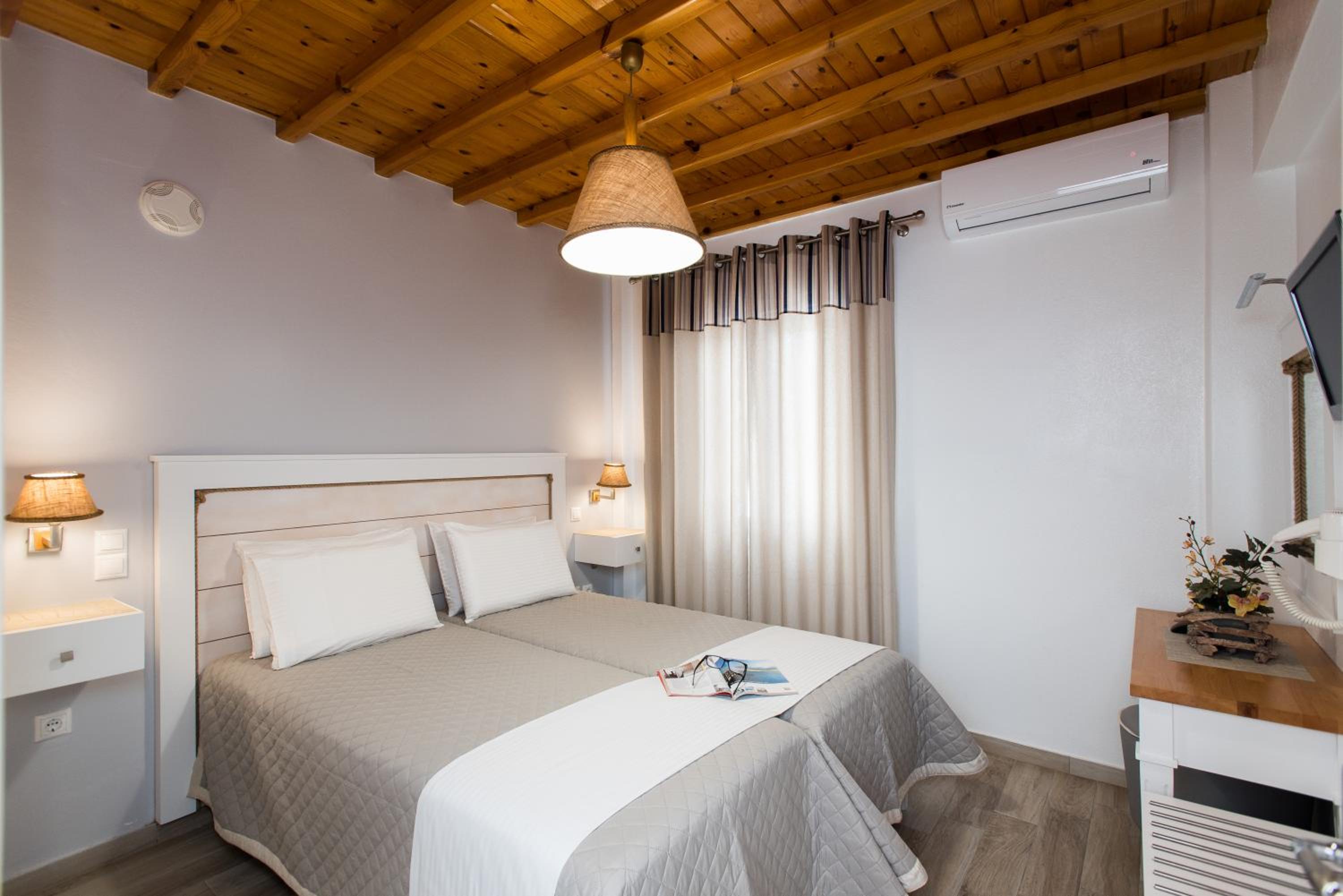 One-Bedroom Apartment - Photo 48