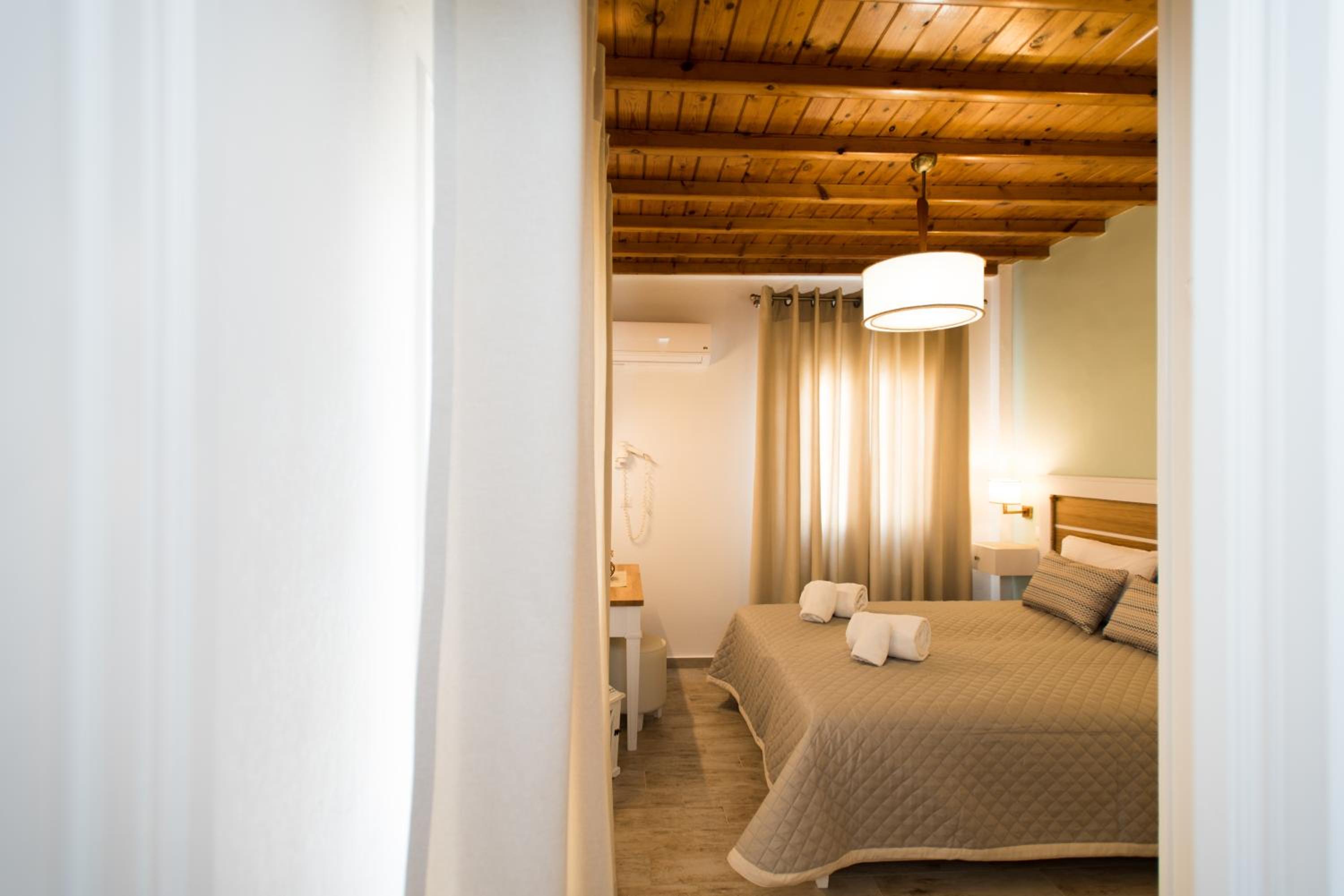 One-Bedroom Apartment - Photo 45
