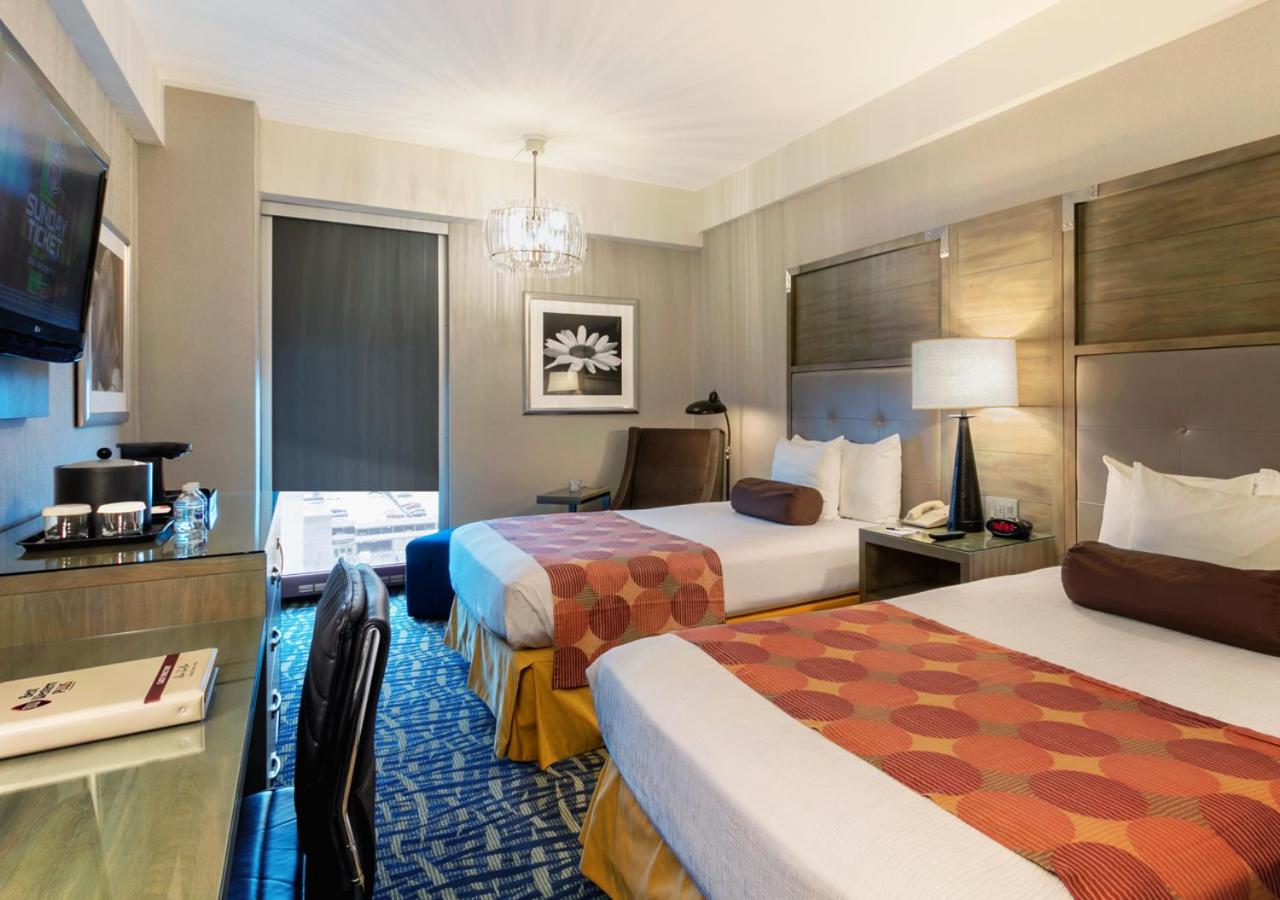 Double Room with Two Double Beds - Non-Smoking - Photo 8