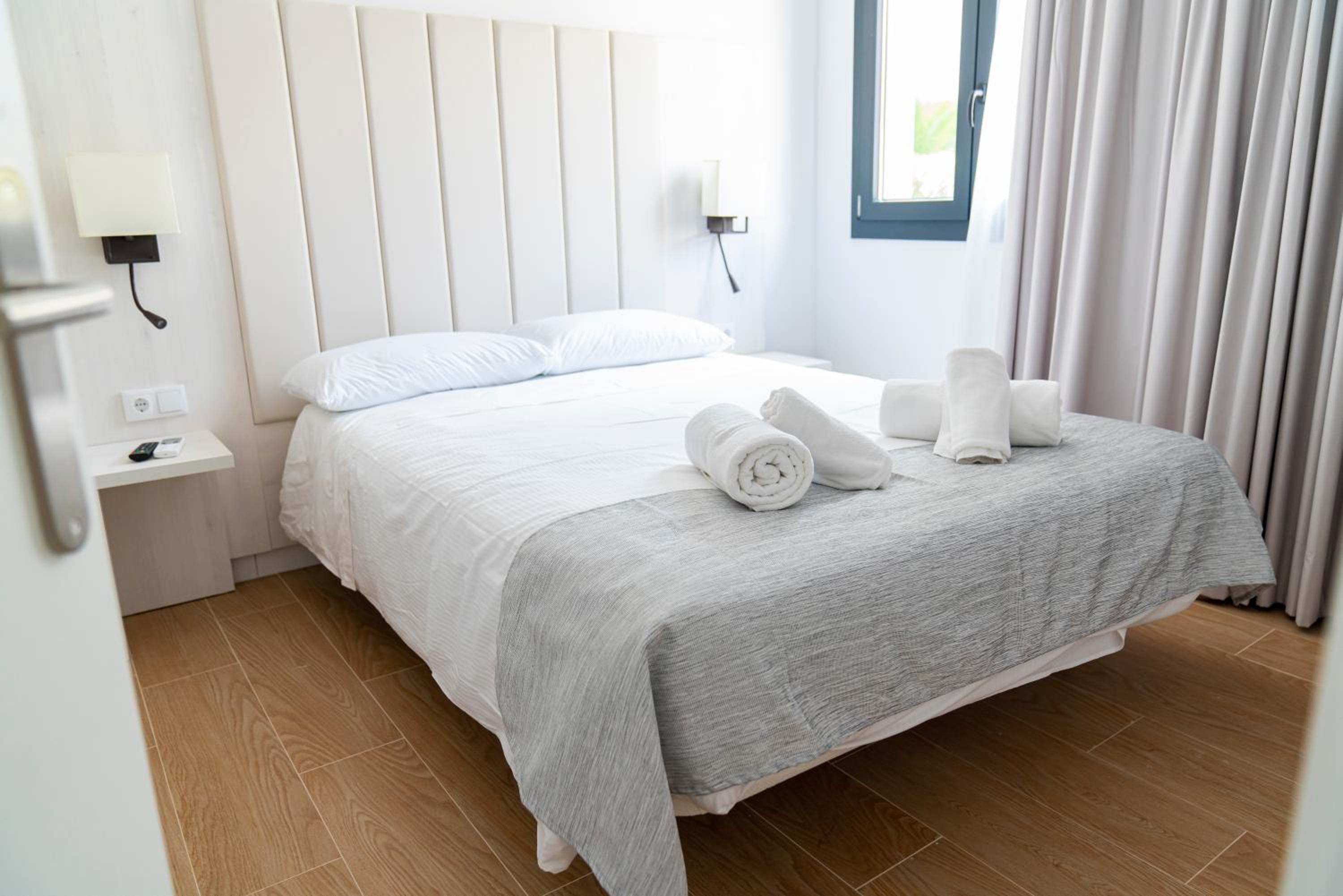 Double Room - Photo 4