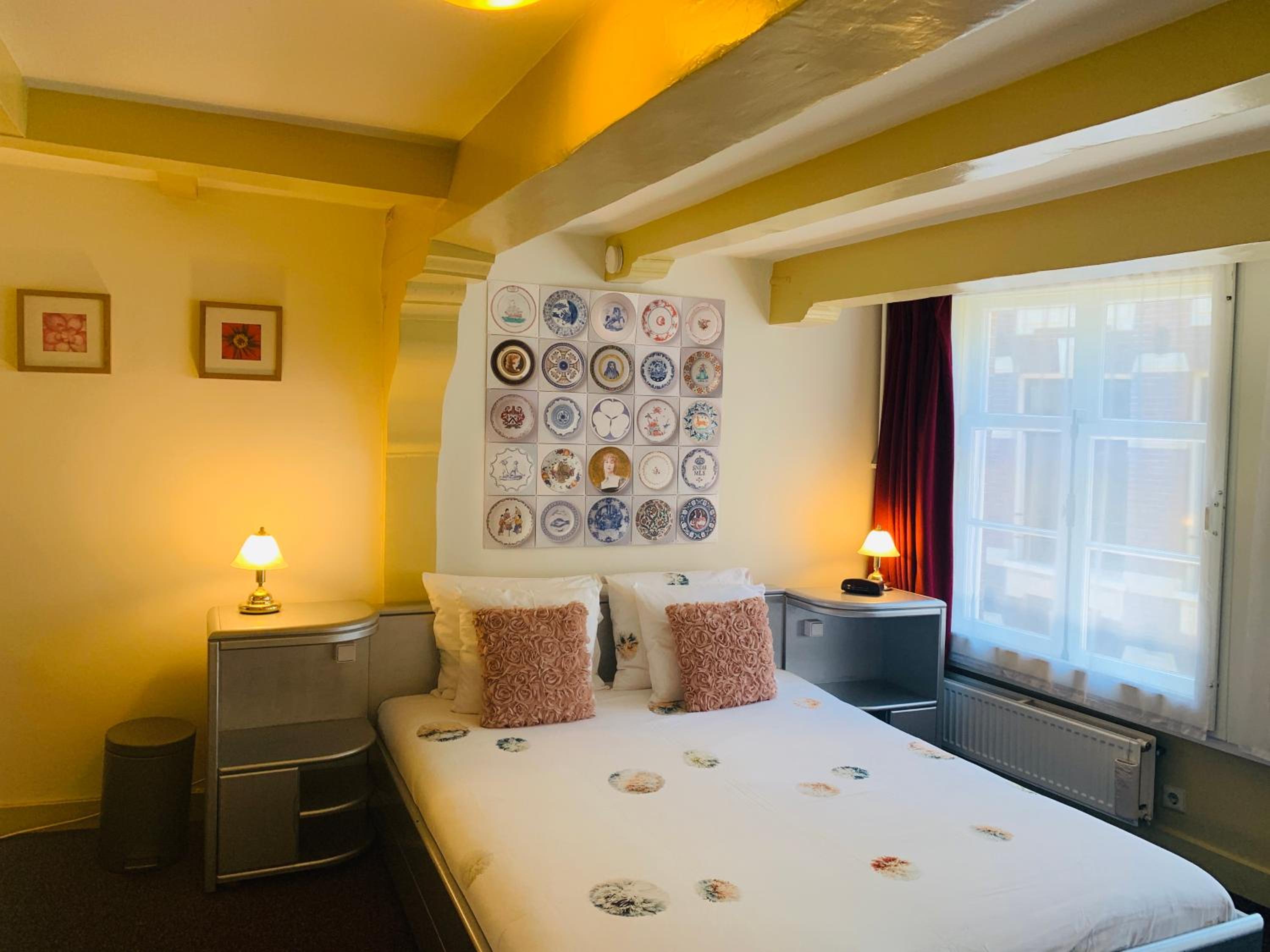 Standard Double Room photo 3