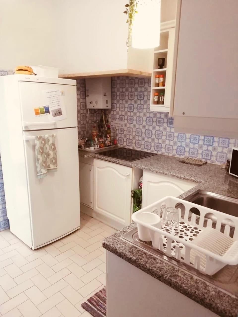 Large Double Room - Photo 32