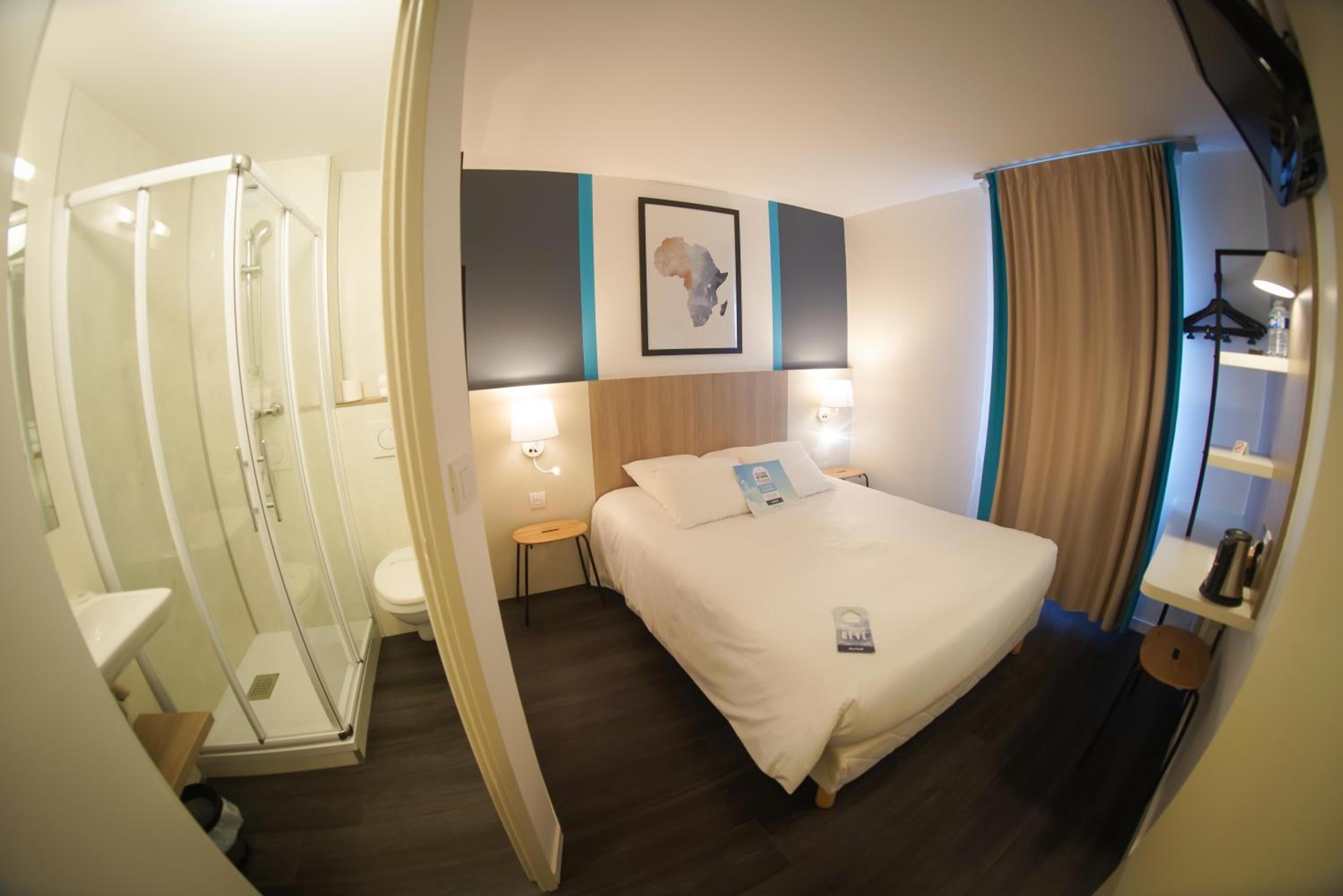 Double Room - Photo 28