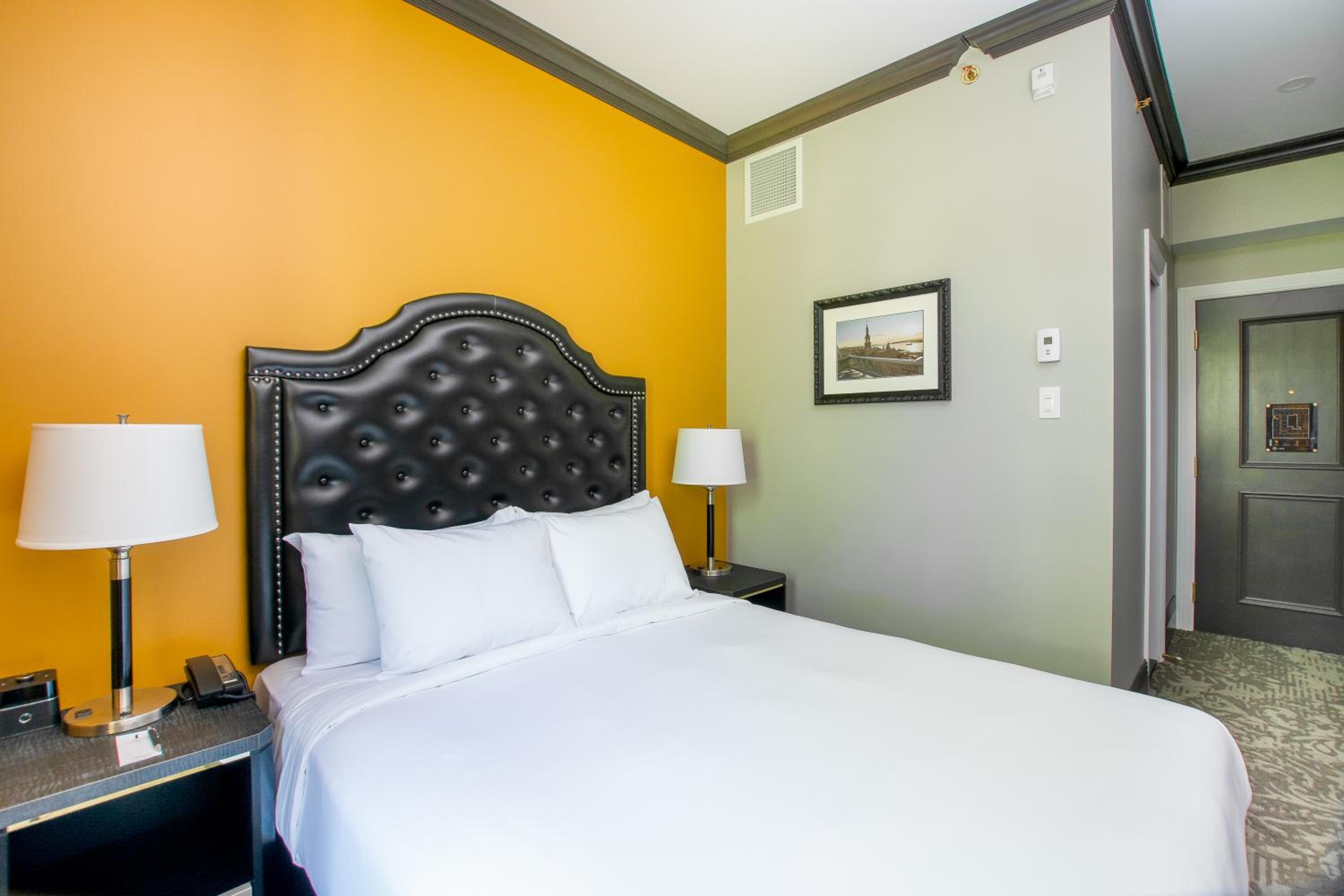Queen Room
