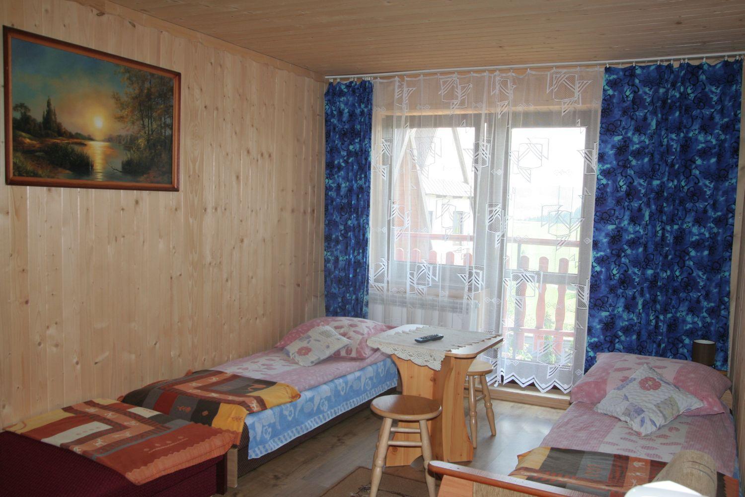 Triple Room with Private Bathroom - Photo 3