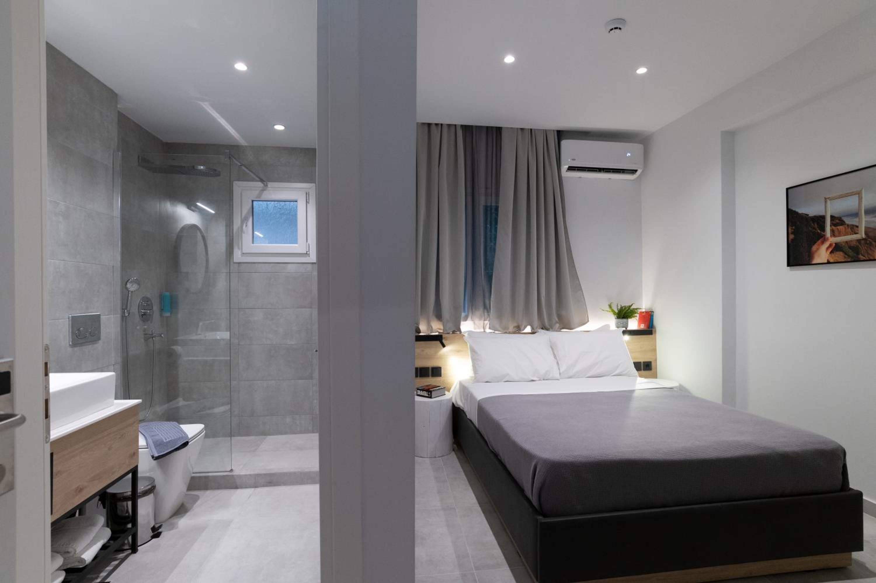 Economy Double Room - Photo 1