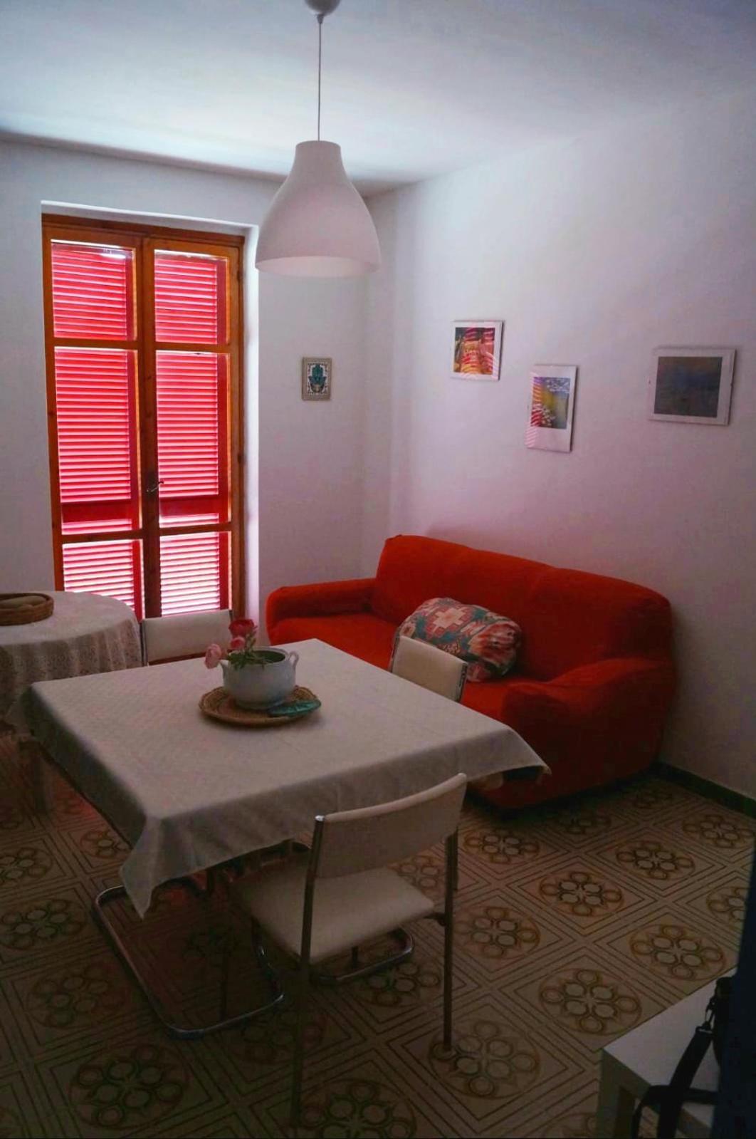 Two-Bedroom Apartment - Photo 4