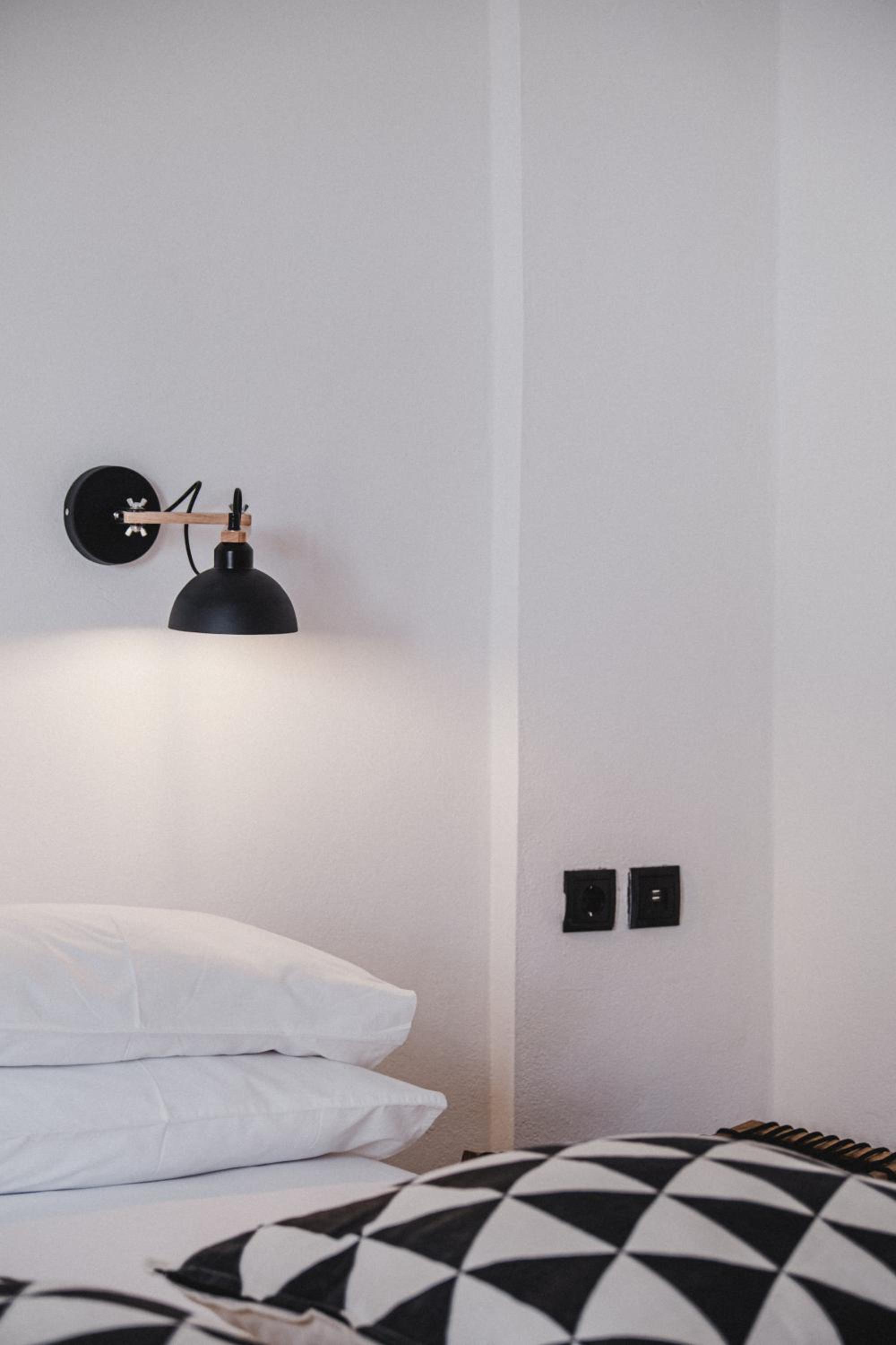Double Room with Terrace - Photo 8