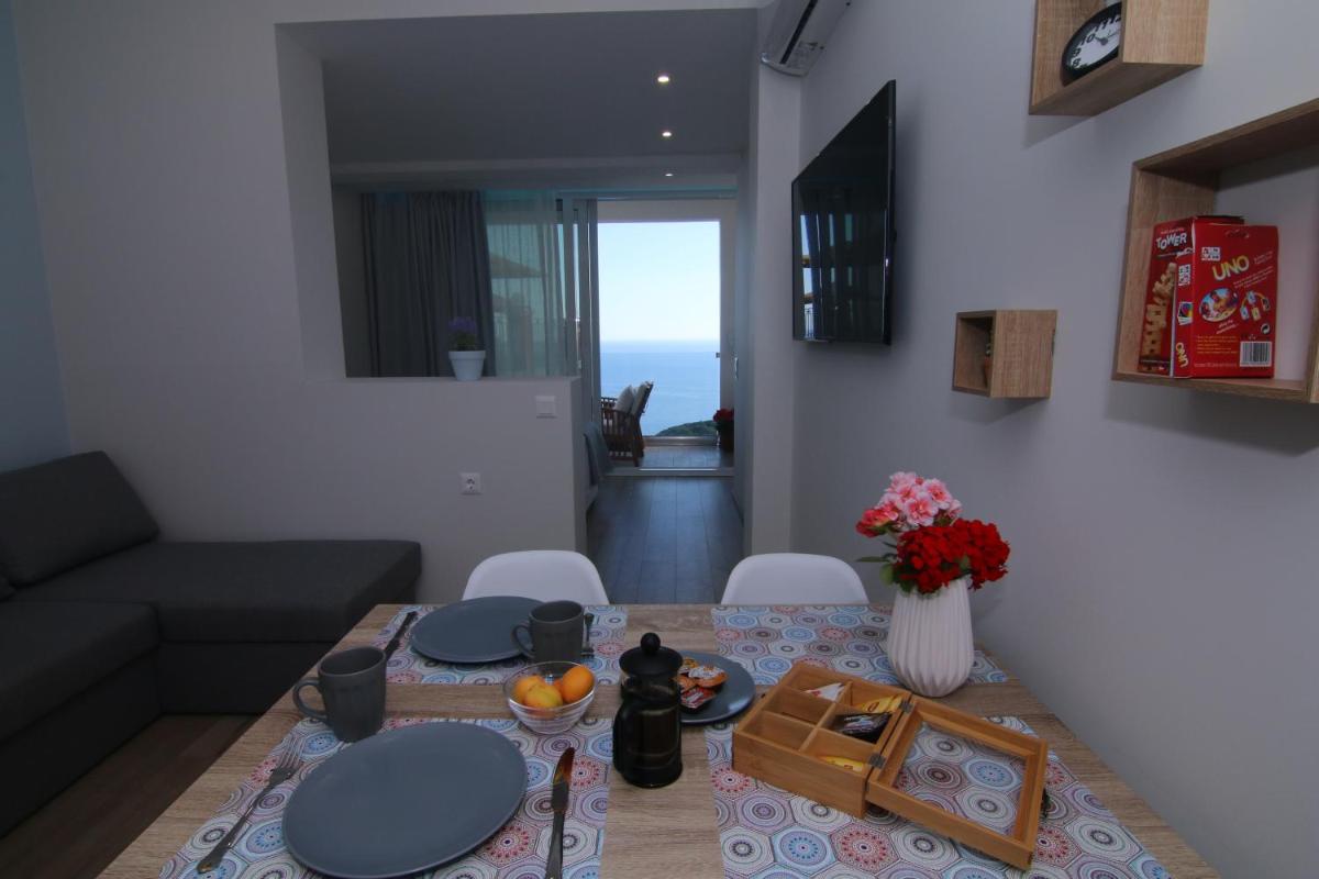 Apartment with Sea View photo 1
