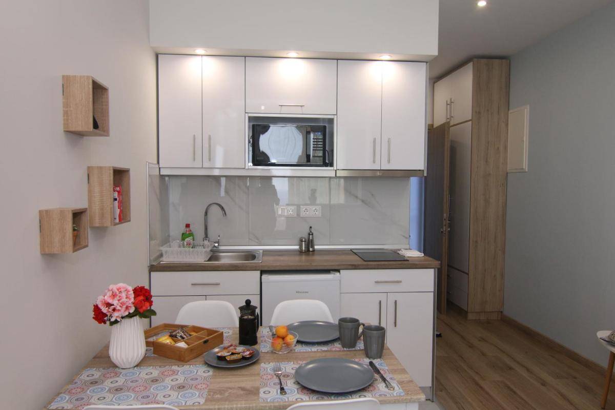 Apartment with Sea View photo 2
