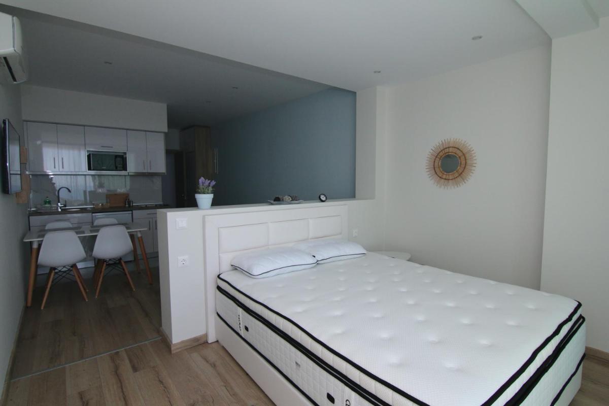 Apartment with Sea View photo 3