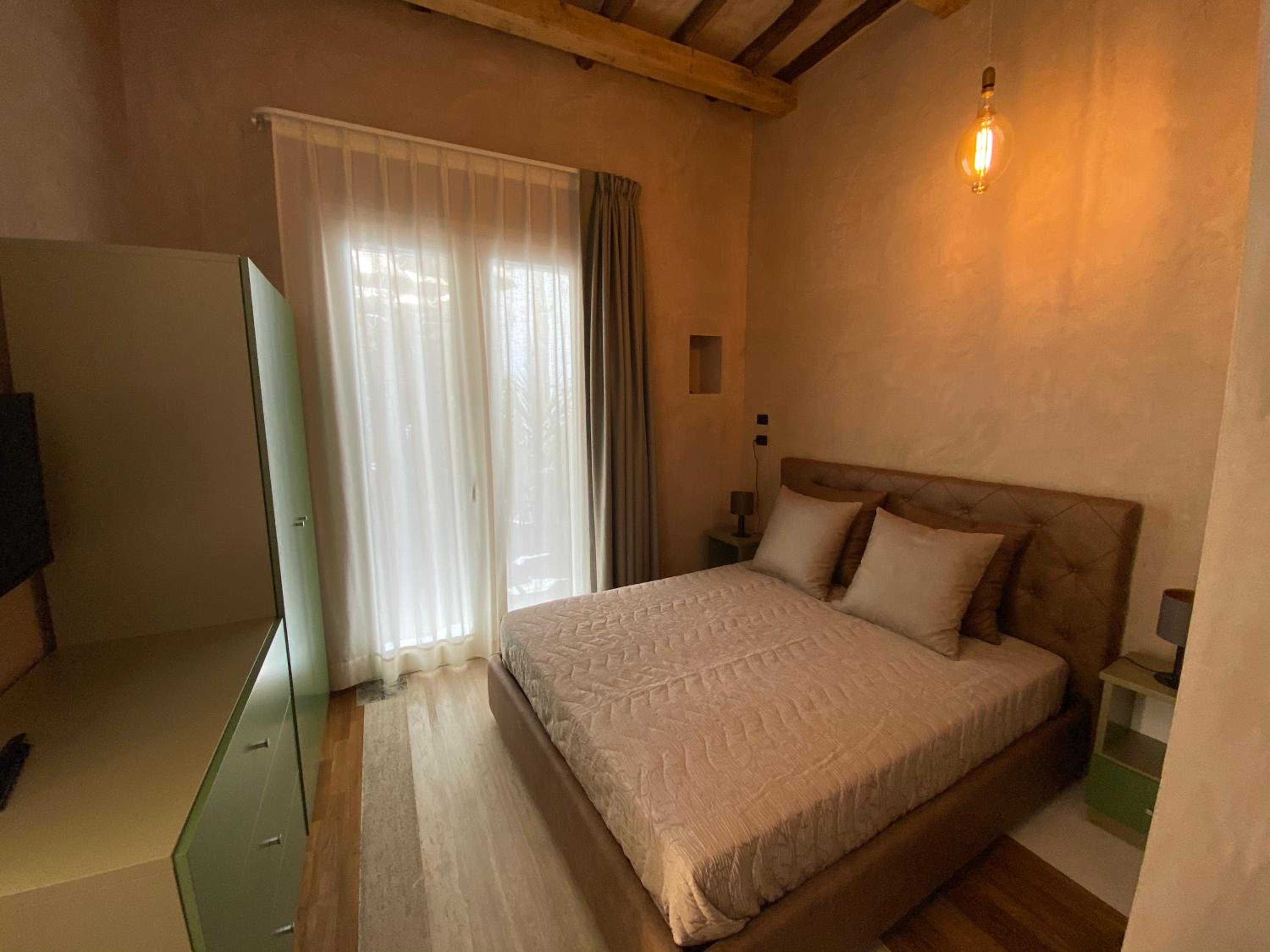 Junior Suite with Terrace - Photo 1