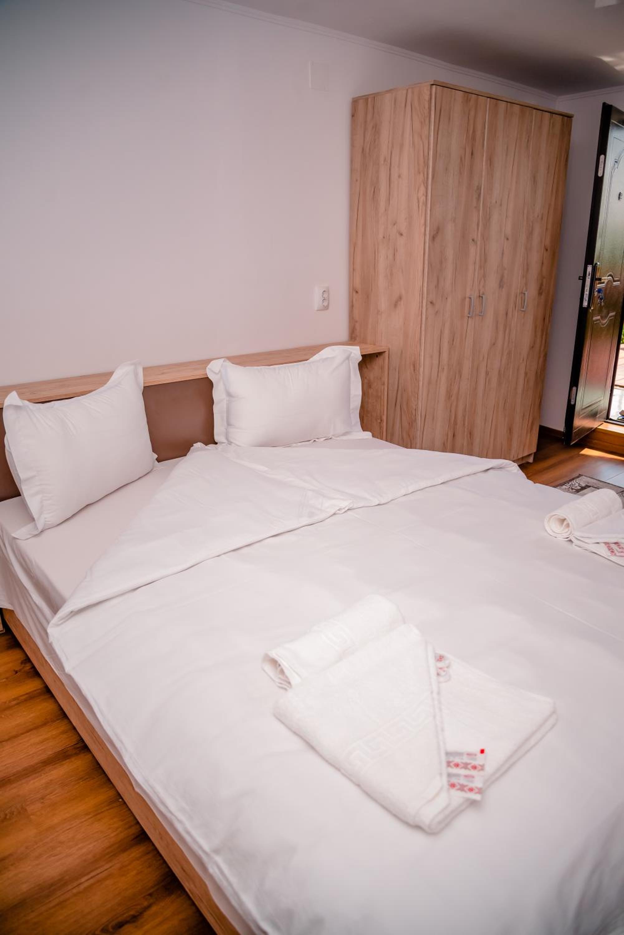 Deluxe Double or Twin Room - Photo 1