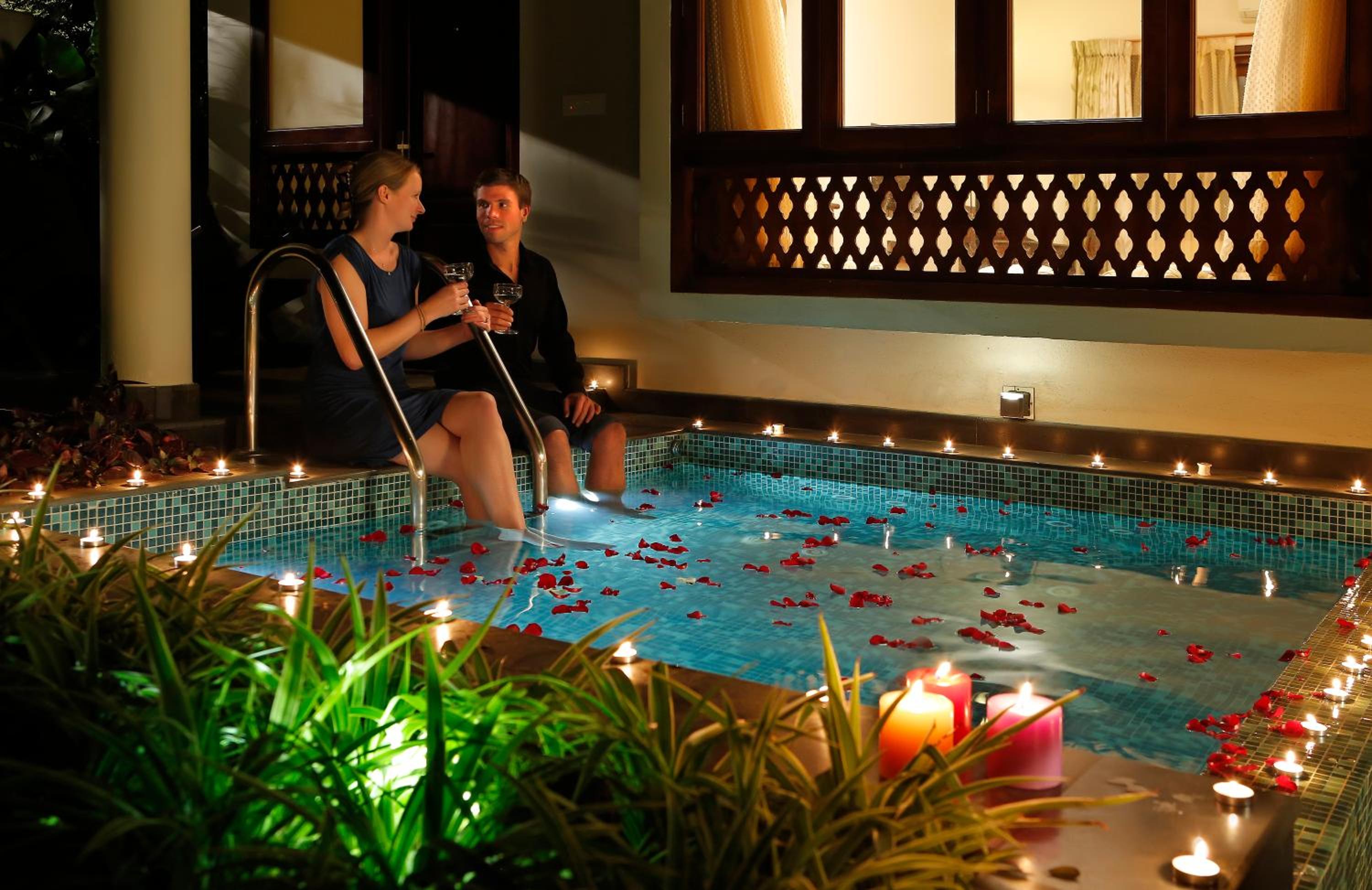 Honeymoon Villa with Plunge Pool - Photo 9