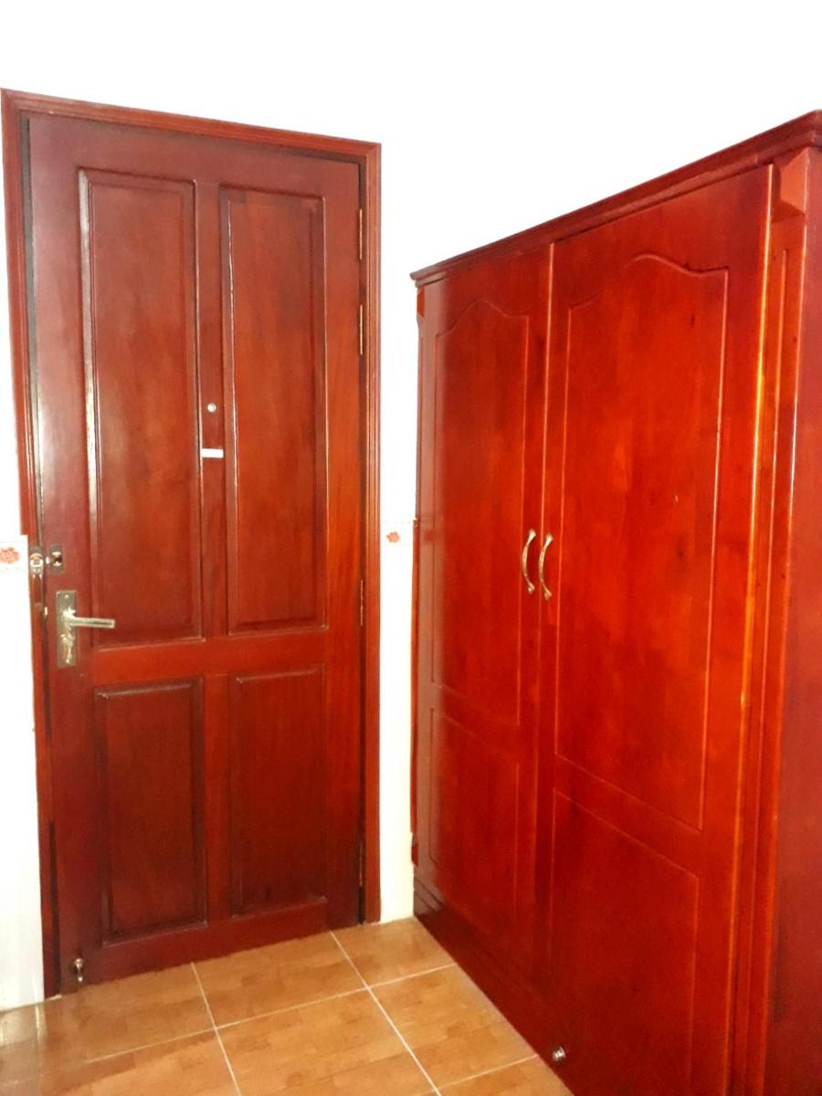 Standard King Room photo 2