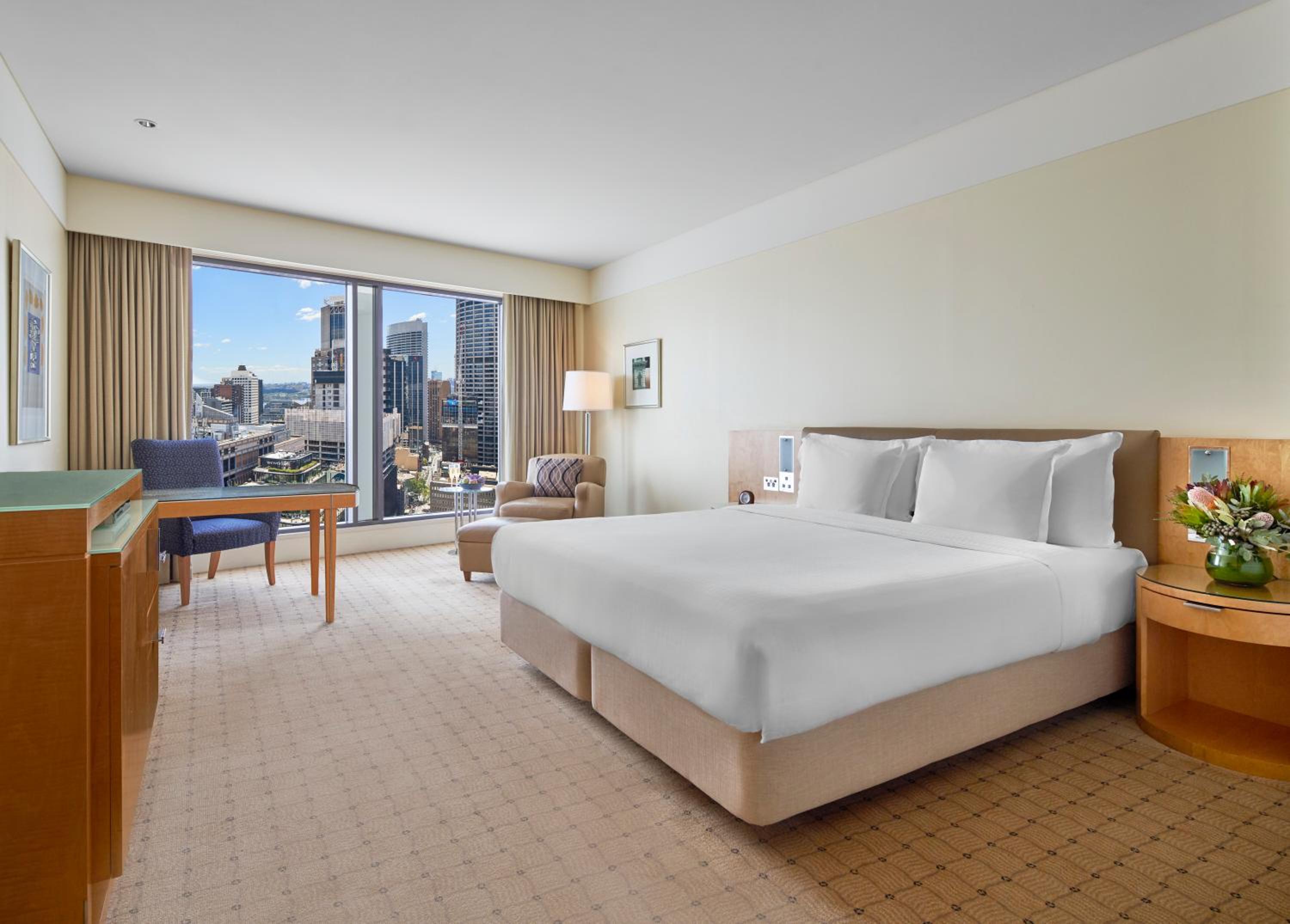 Executive Deluxe King Room - Club Access