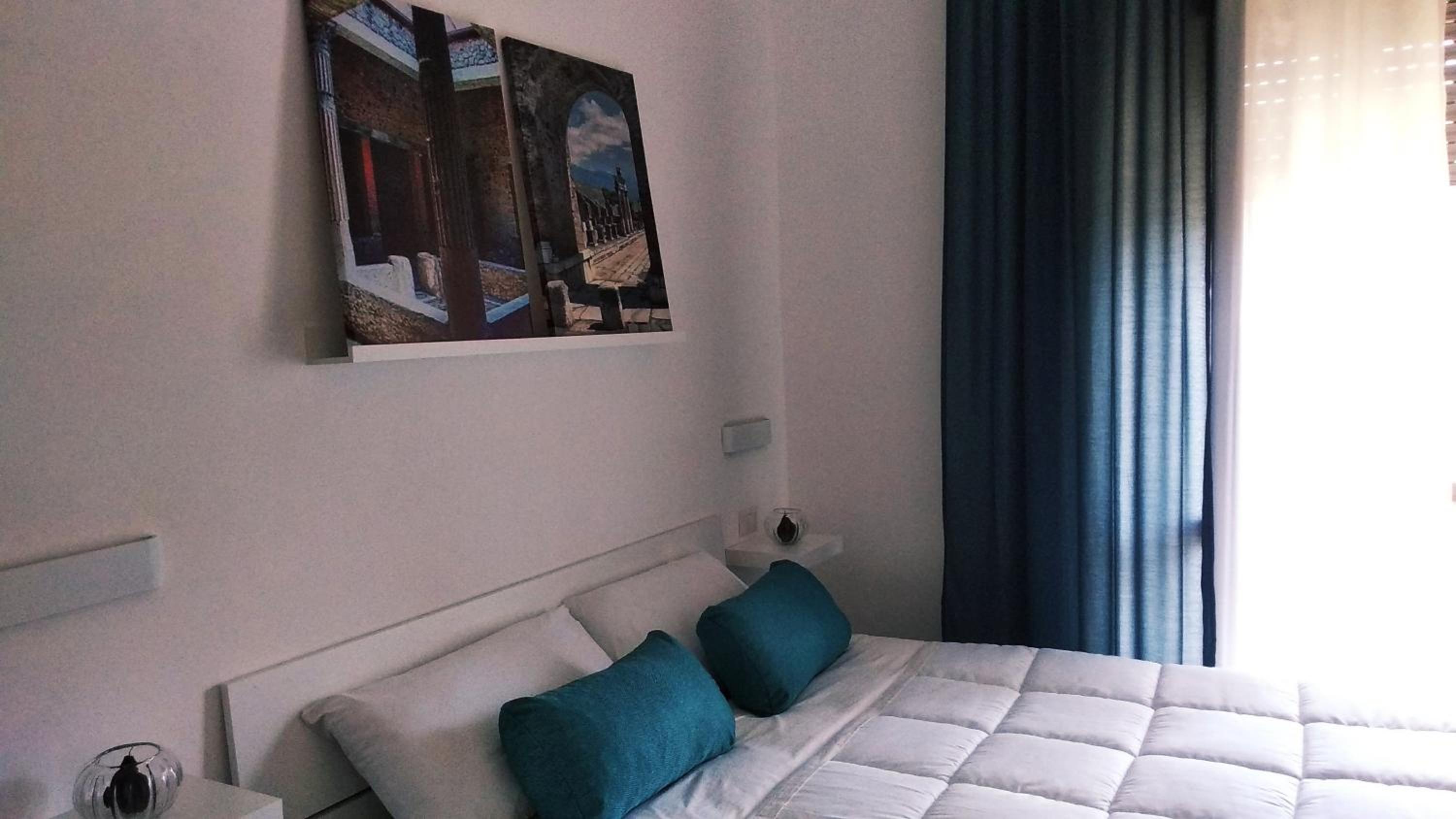 Triple Room with Private Bathroom - Photo 1