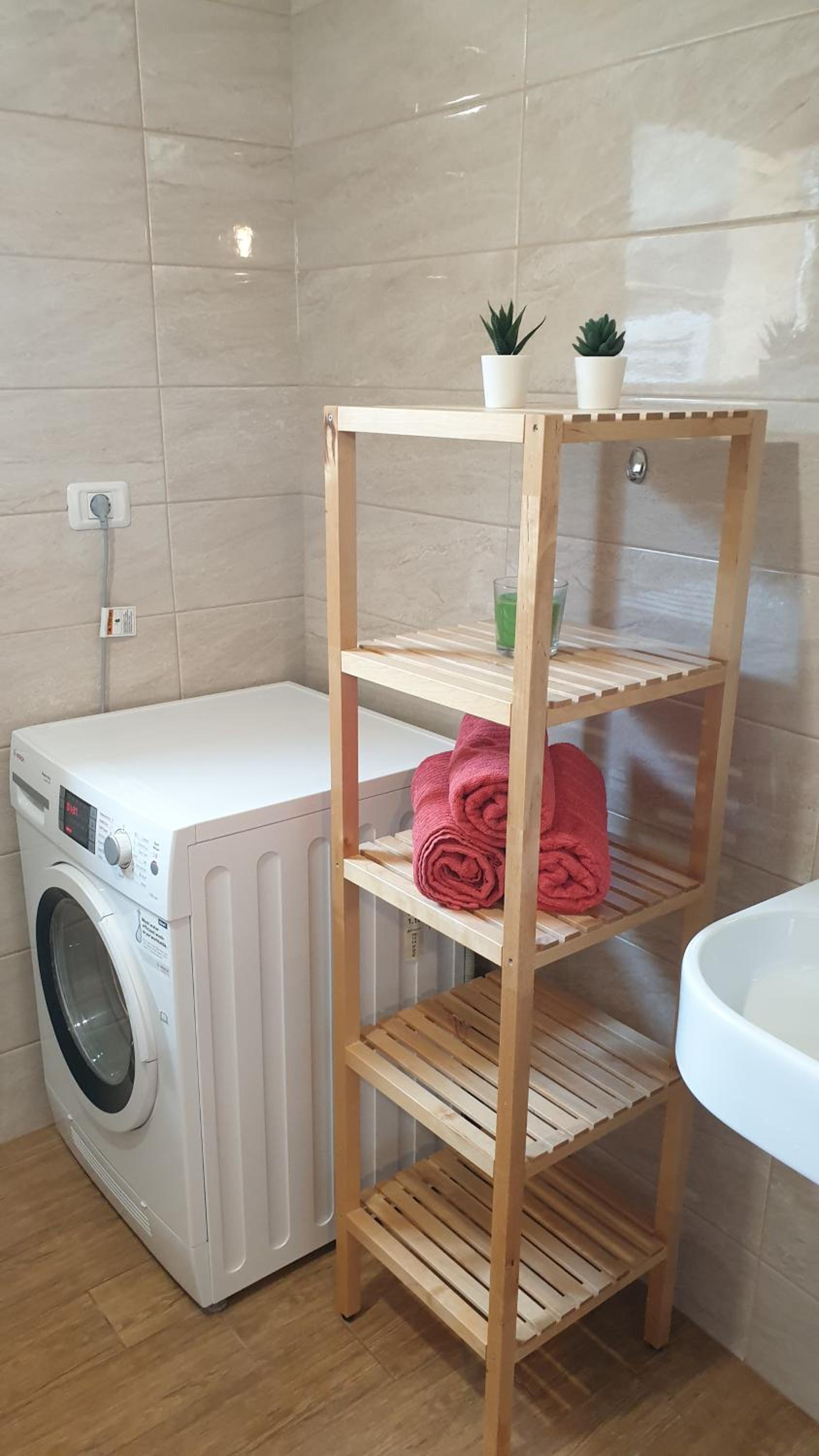 One-Bedroom Apartment - Photo 18