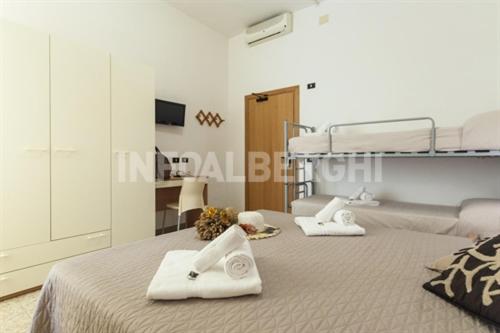 Quadruple Room photo 1