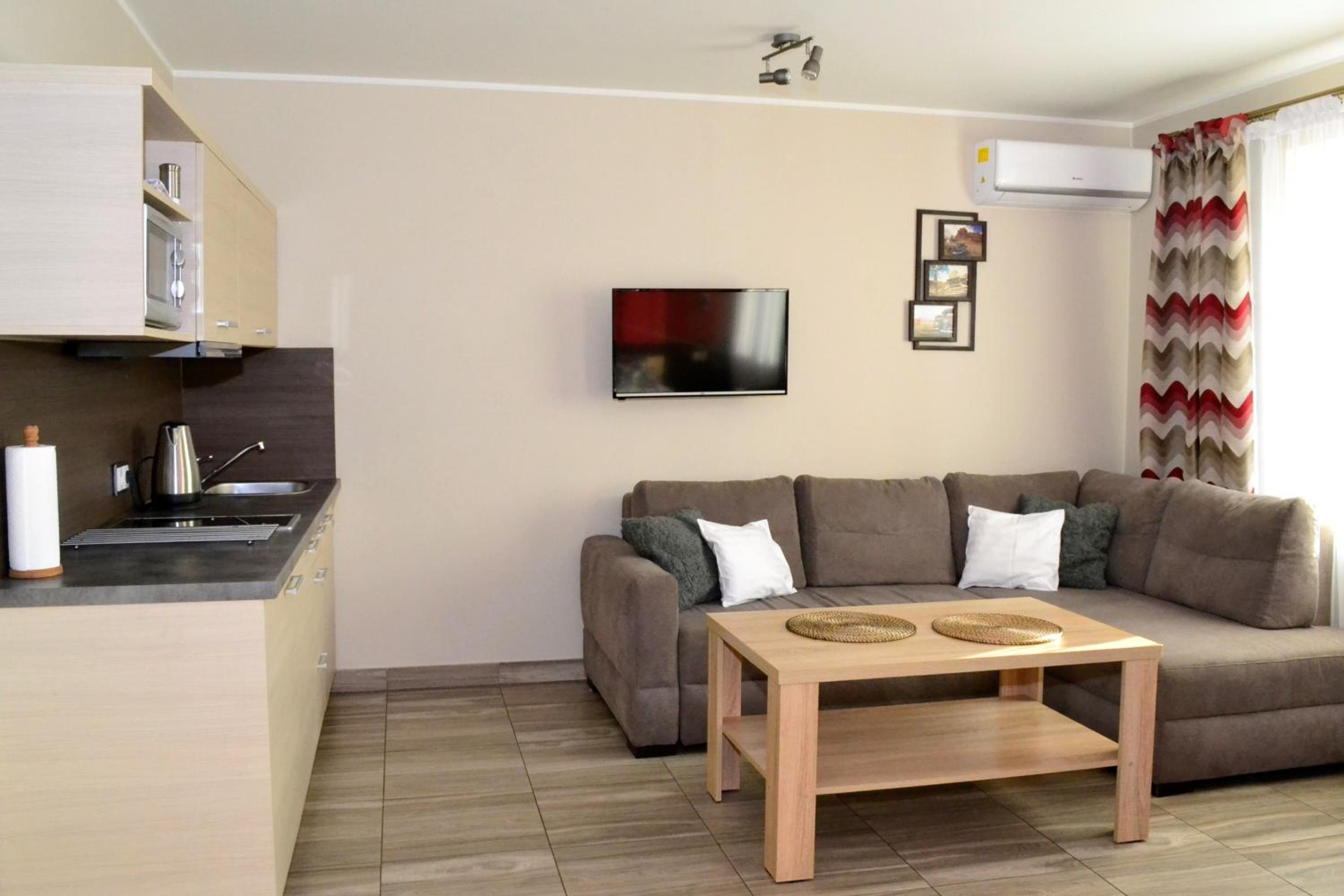 Apartment - Photo 3