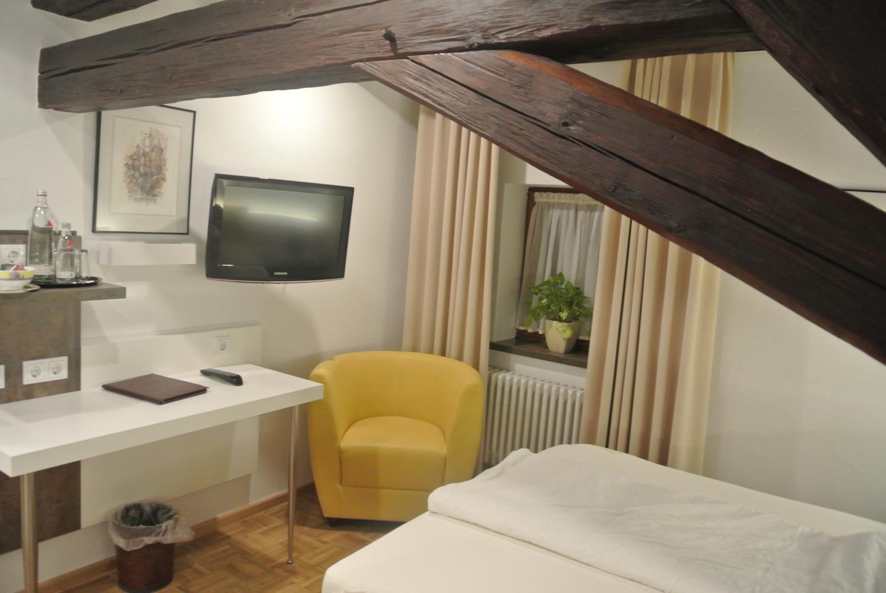 Comfort Single Room