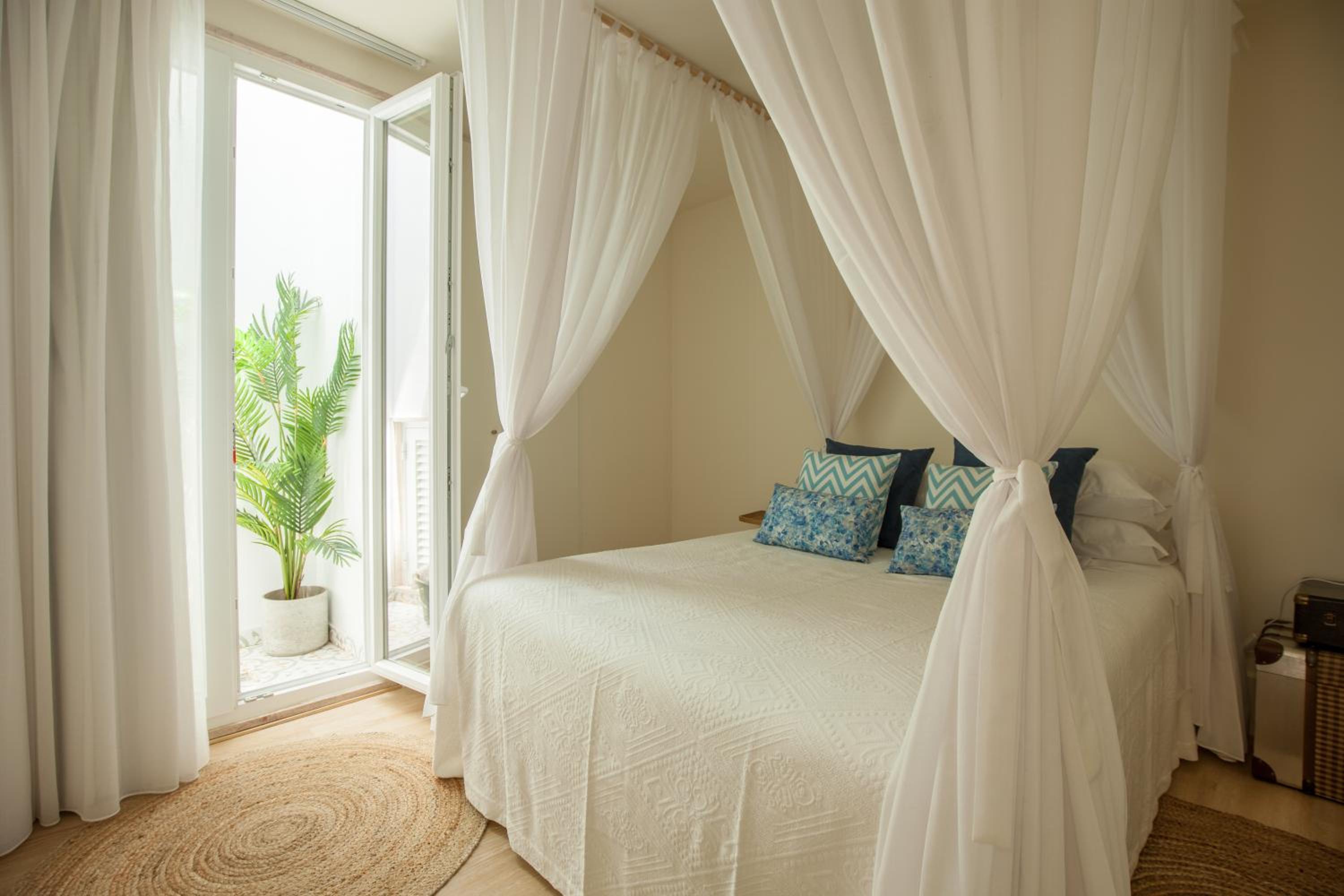 Apartamento de Um Quarto - 1º Andar
