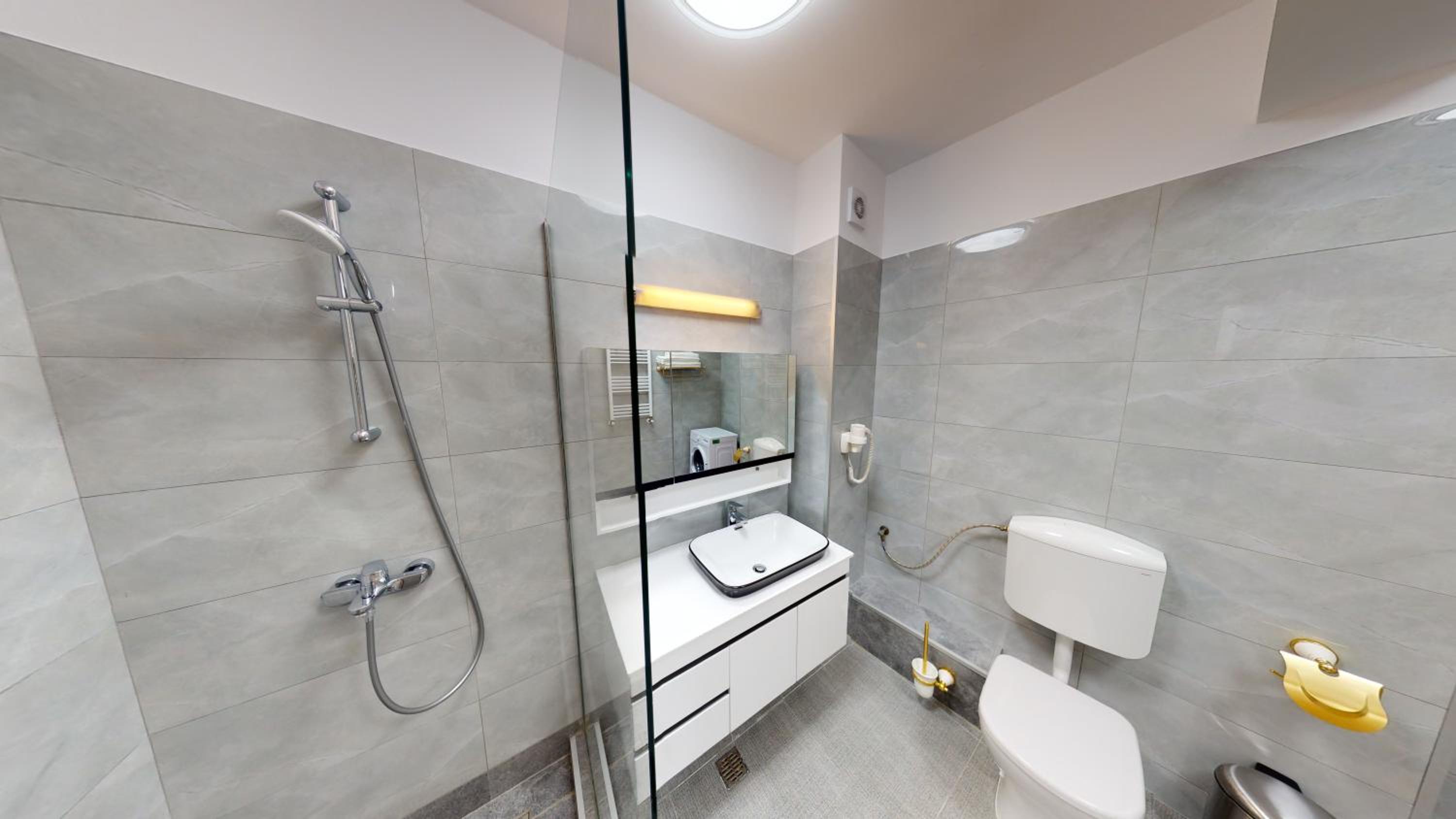 King Apartment - Photo 12