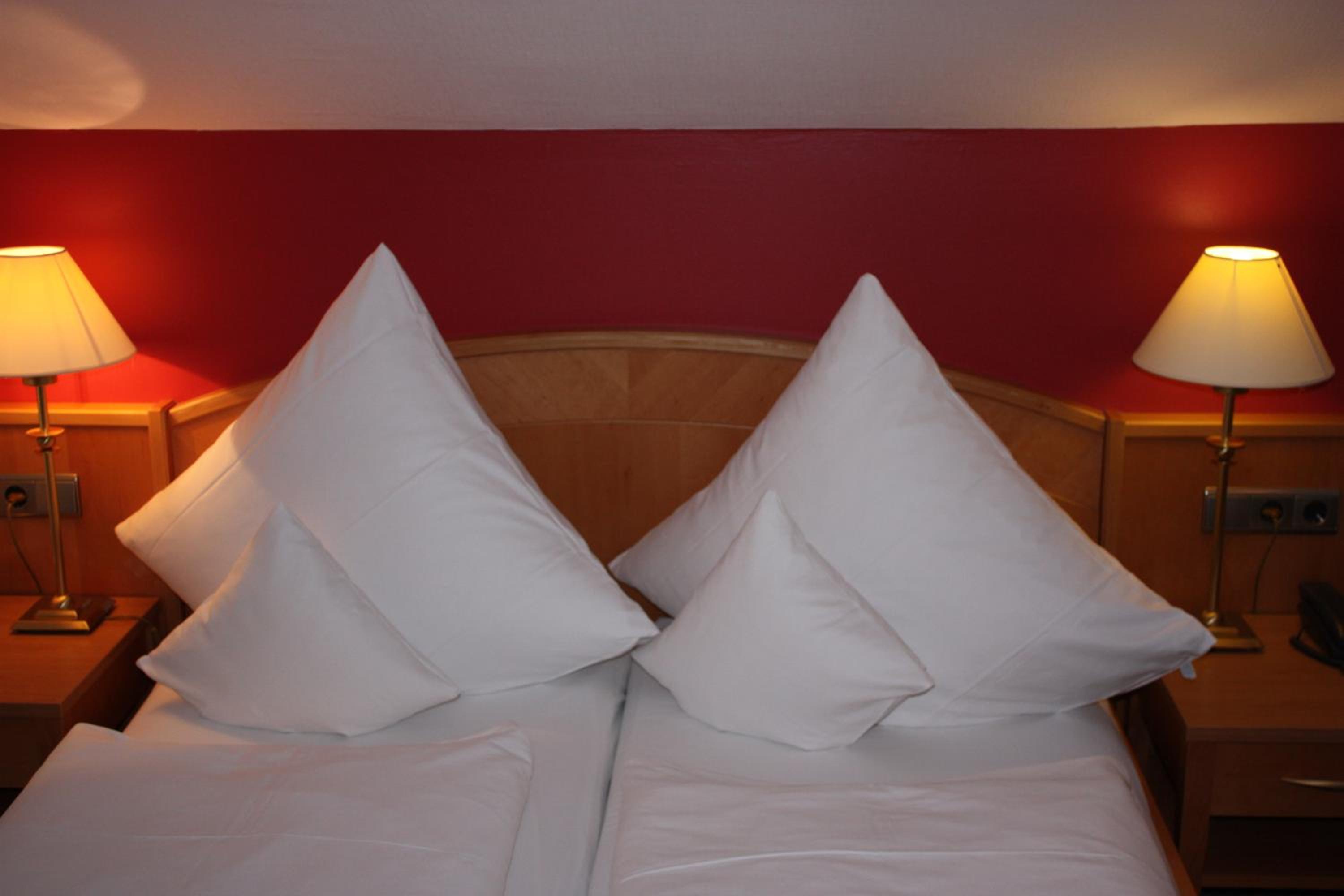 Basic Double Room photo 2