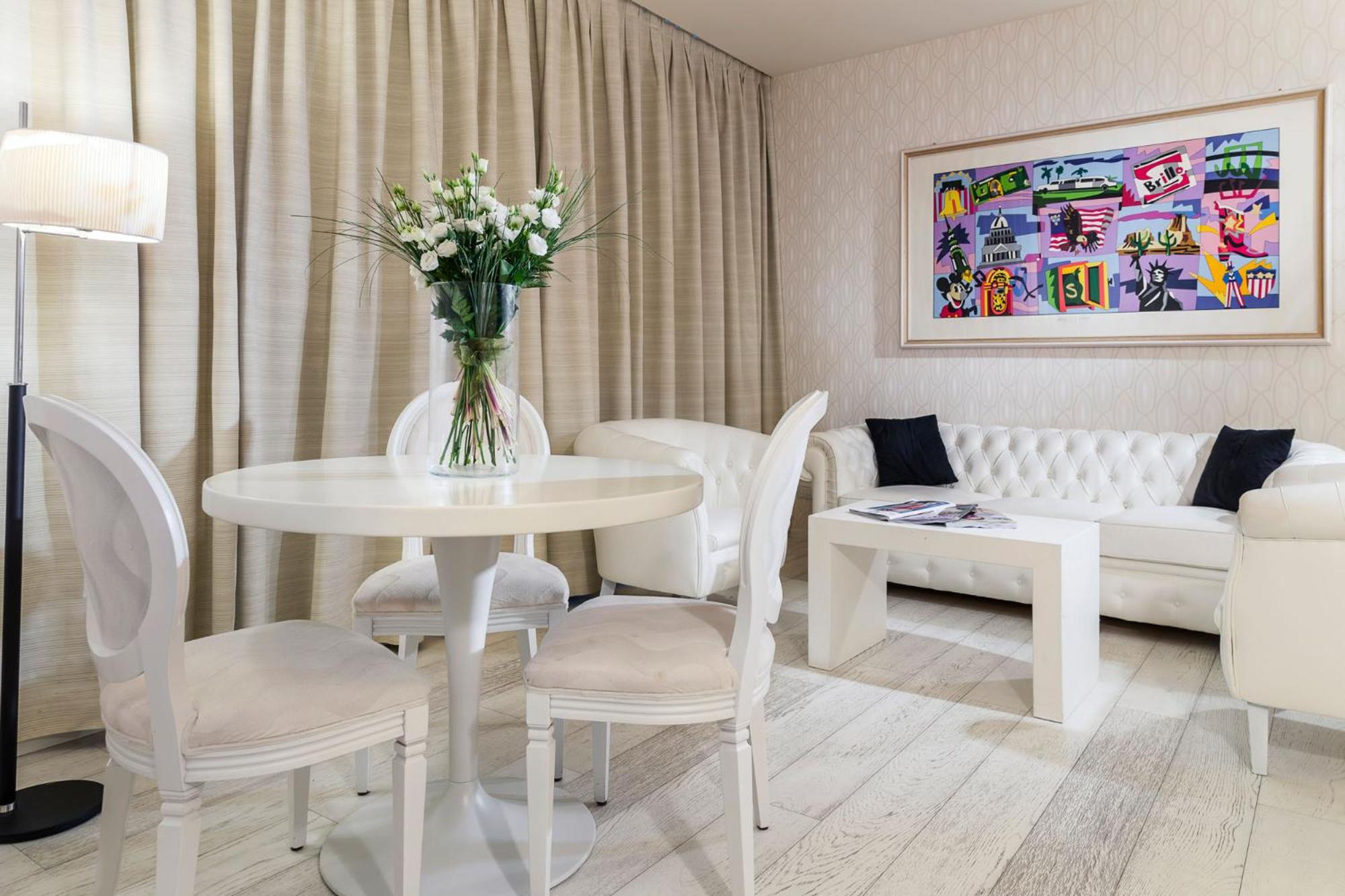 Presidential Suite photo 2